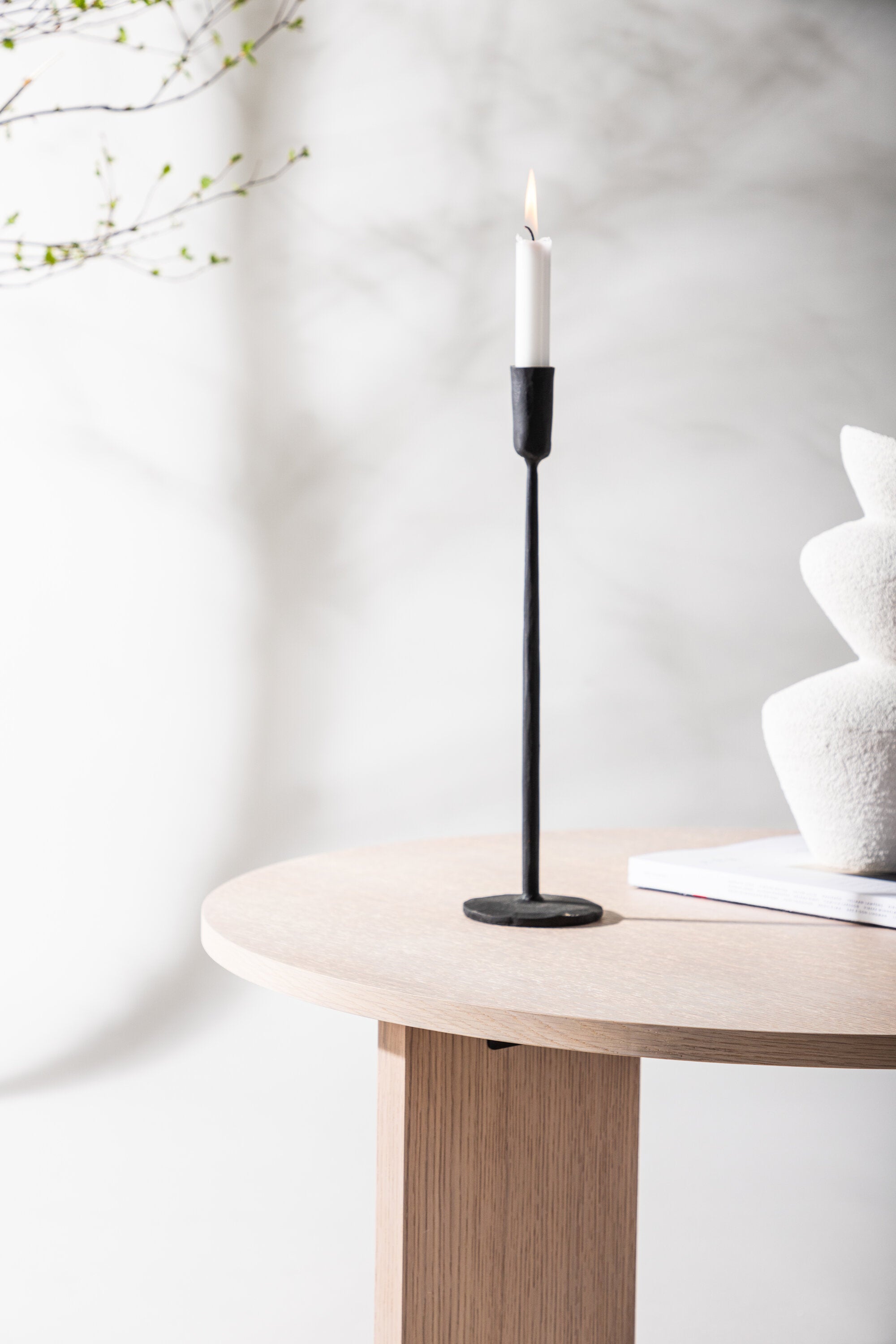 Askerön Beistelltisch in Tünchen präsentiert im Onlineshop von KAQTU Design AG. Beistelltisch ist von Vind