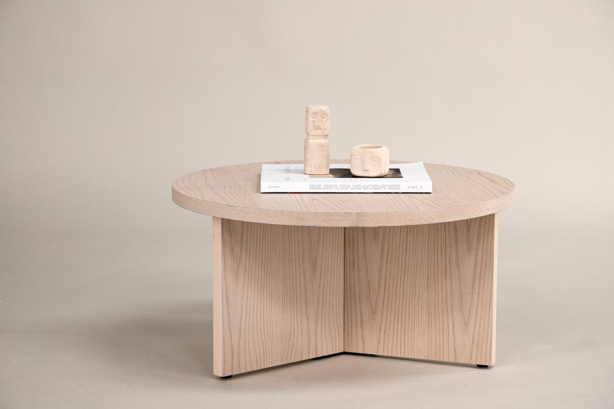 Saltö Beistelltisch in Tünchen präsentiert im Onlineshop von KAQTU Design AG. Beistelltisch ist von Vind
