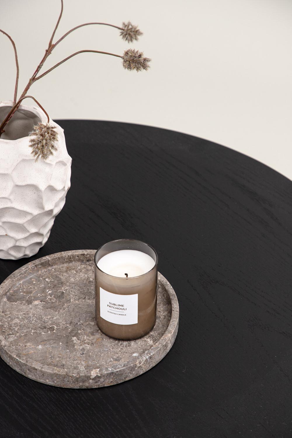 Saltö Beistelltisch in Schwarz präsentiert im Onlineshop von KAQTU Design AG. Beistelltisch ist von Vind