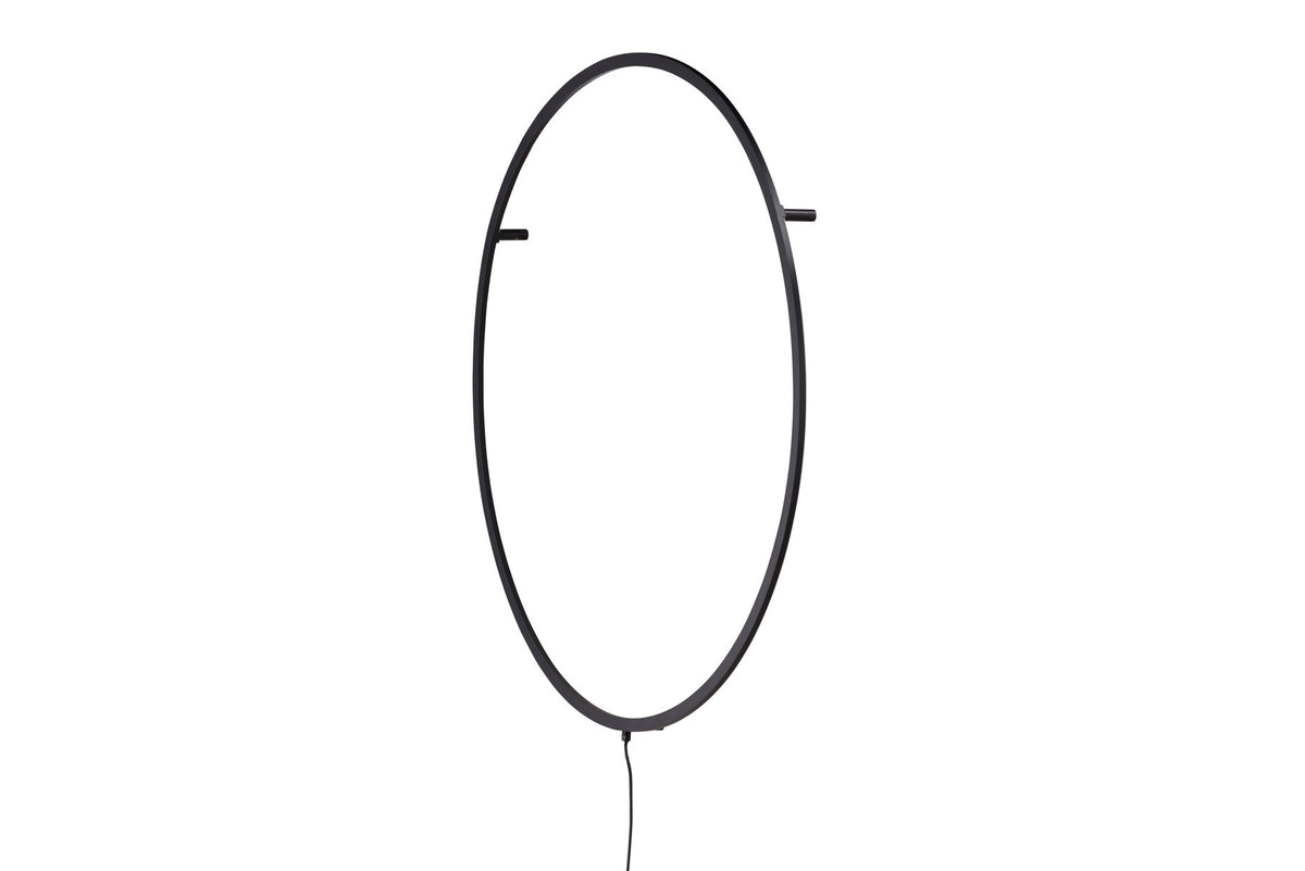 Sörmjöle x Josefin Lustig Wandleuchte in Schwarz präsentiert im Onlineshop von KAQTU Design AG. Wandleuchte ist von Vind