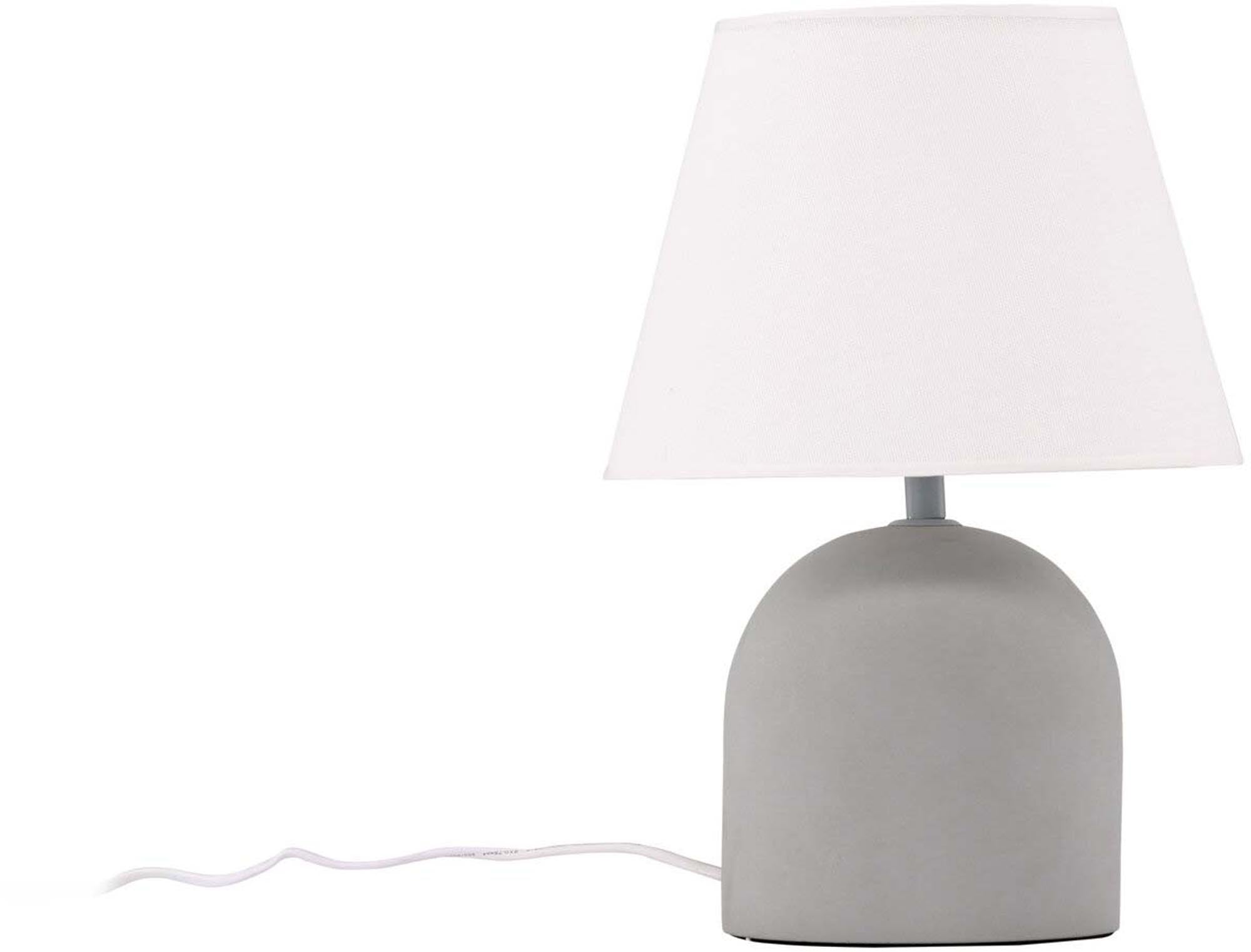 Entdecken Sie die Styrsö Tischleuchte von Vind: Elegante Betonbasis trifft auf einen stilvollen Leinenlampenschirm für harmonische Beleuchtung.