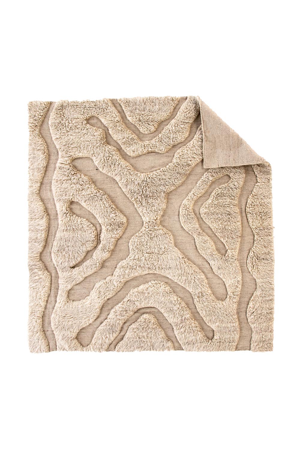 Trondheim x Josefin Lustig Teppich in Beige präsentiert im Onlineshop von KAQTU Design AG. Teppich ist von Vind