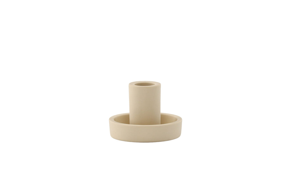 Runder weisser Kerzenständer Ceco aus Ton mit schlichter, minimalistischer Form, Durchmesser 11 cm, Höhe 6 cm.