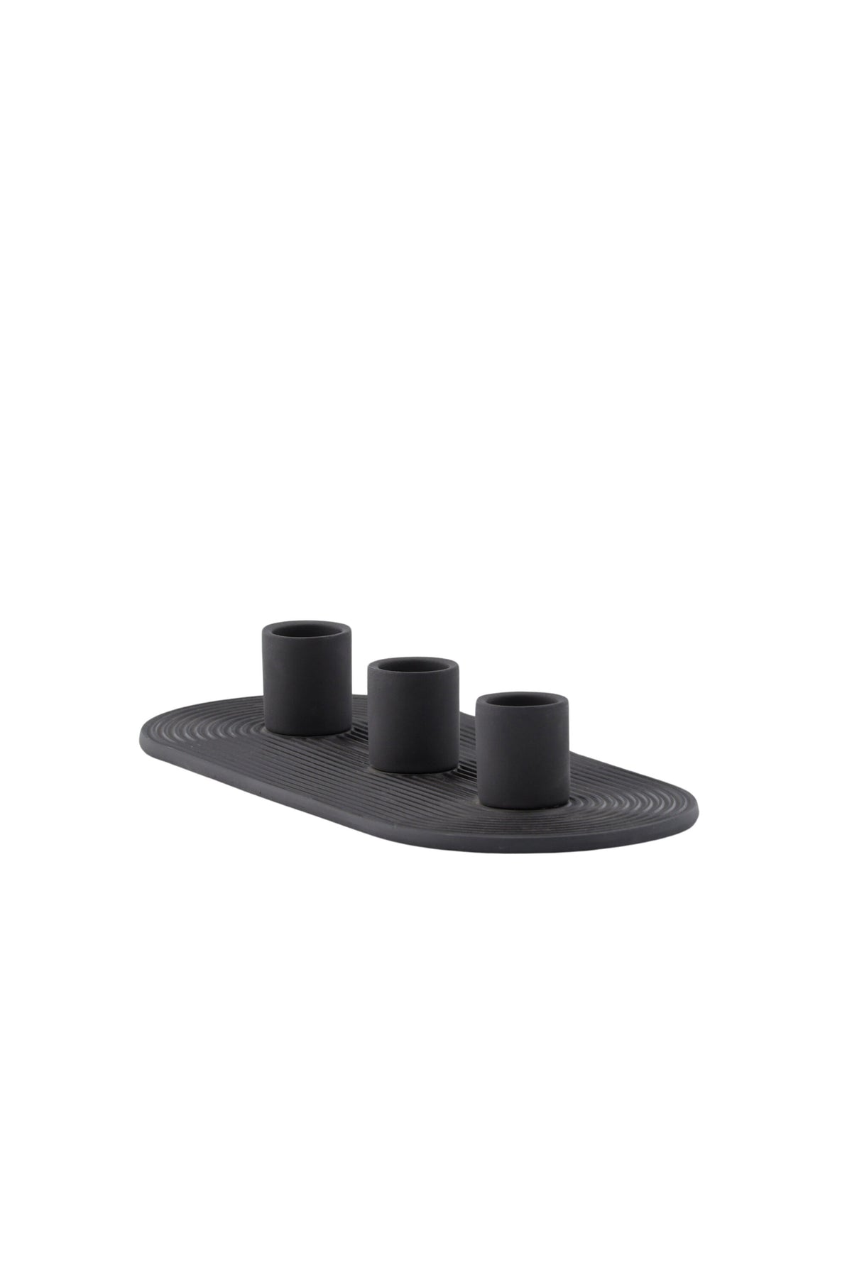 Ovaler Kerzenständer Dian aus grauem Ton, Venture Home, mit Platz für drei Kerzen, in kompakter Grösse D:12cm x H:4cm.