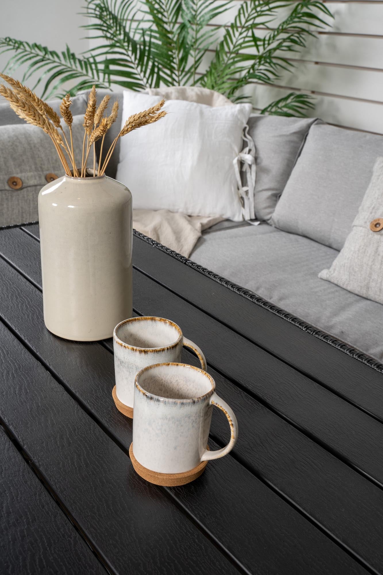 Brentwood Ecksofa Outdoorset 145cm in Schwarz präsentiert im Onlineshop von KAQTU Design AG. Loungeset ist von Venture Home