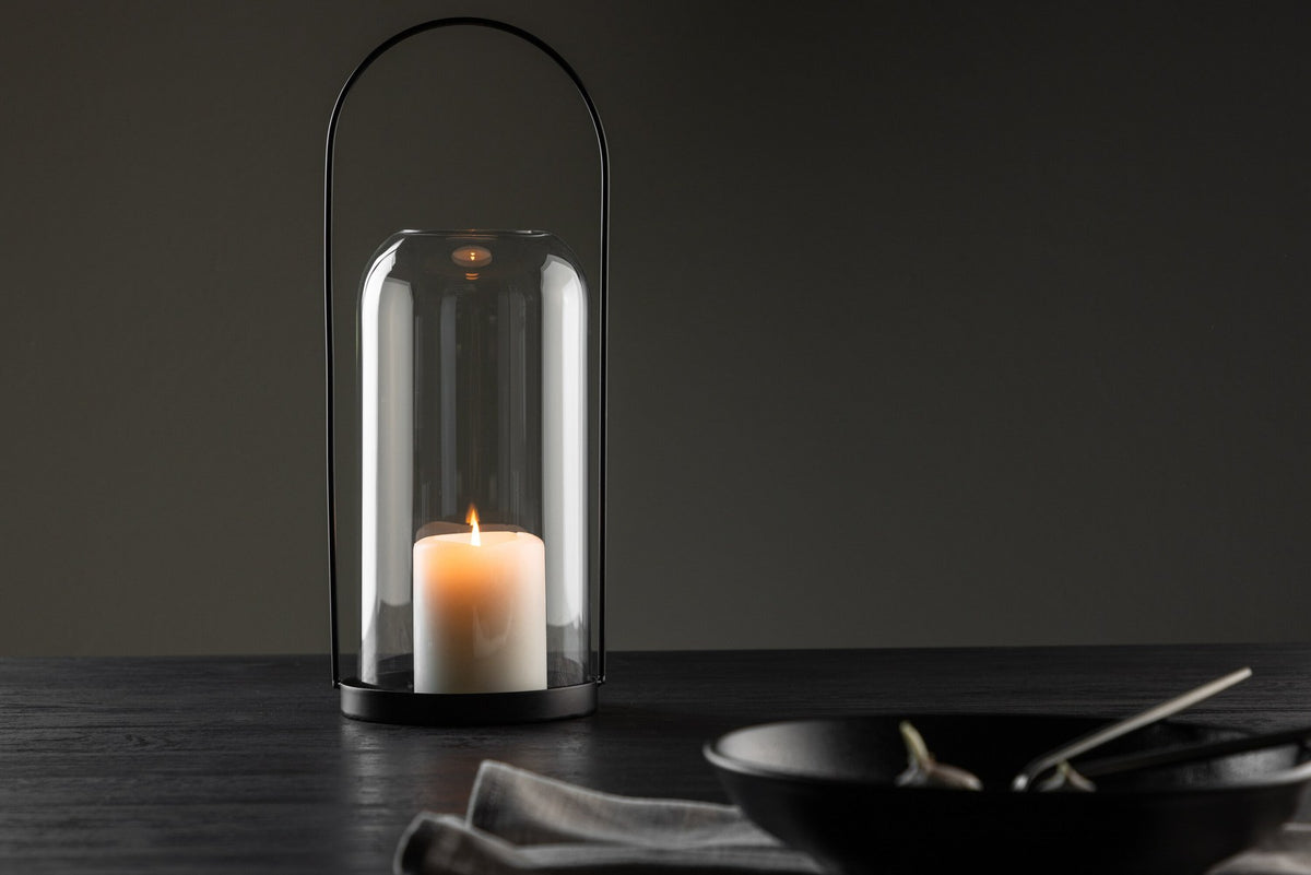 Teelichthalter Flora aus Glas in Schwarz und Klar, rund geformt, Grösse D 22 cm x H 14 cm, Marke Venture Home.