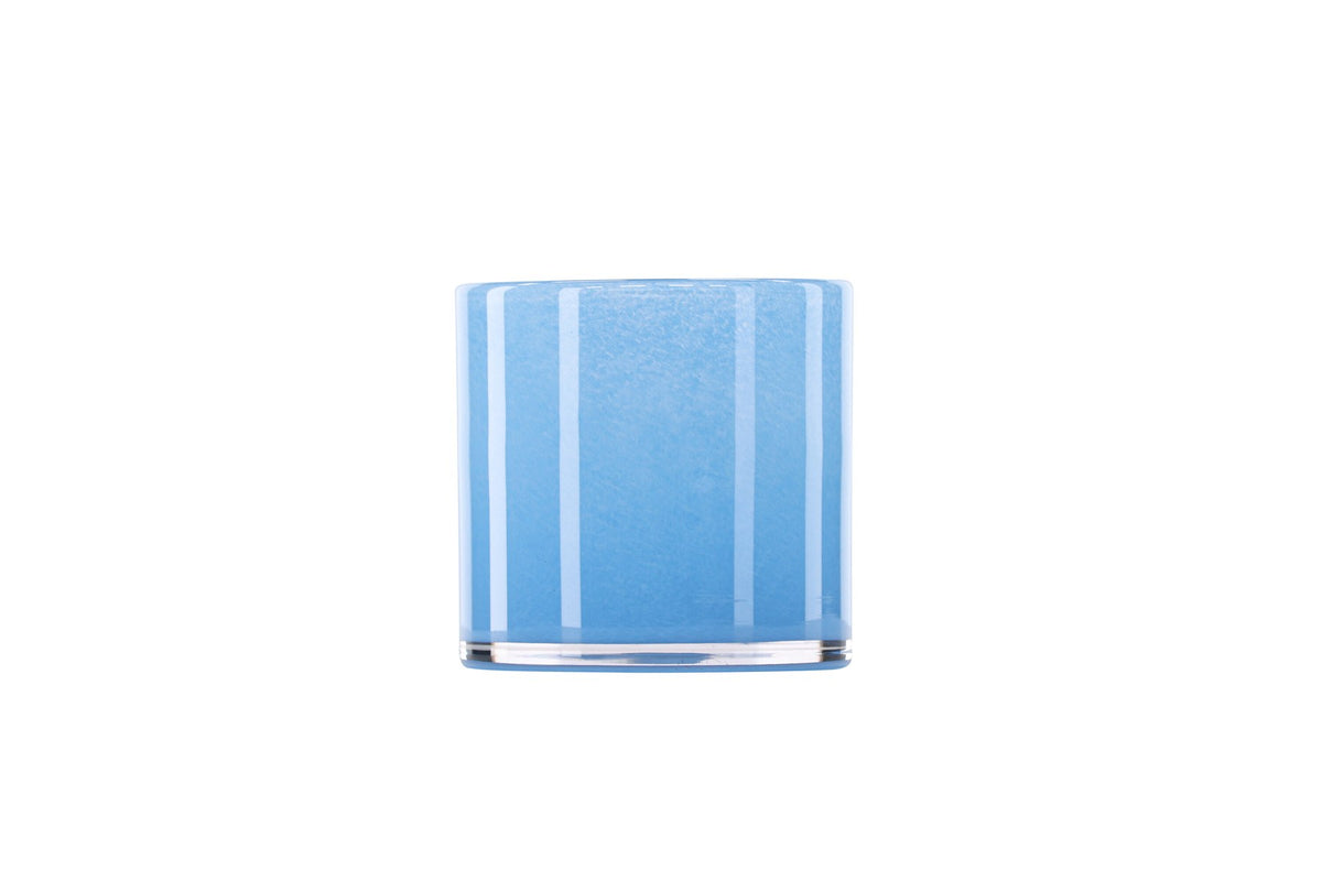 Weisser runder Teelichthalter Glora aus Glas, Durchmesser 8 cm, Höhe 8 cm, schlichte, transparente Oberfläche mit dünner Wandstärke.