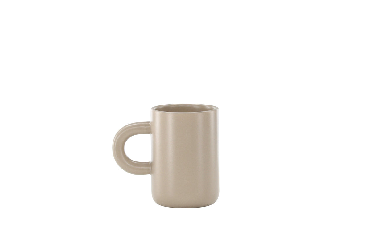 Active Kaffeetasse in Beige präsentiert im Onlineshop von KAQTU Design AG. Kaffeetassen ist von Venture Home