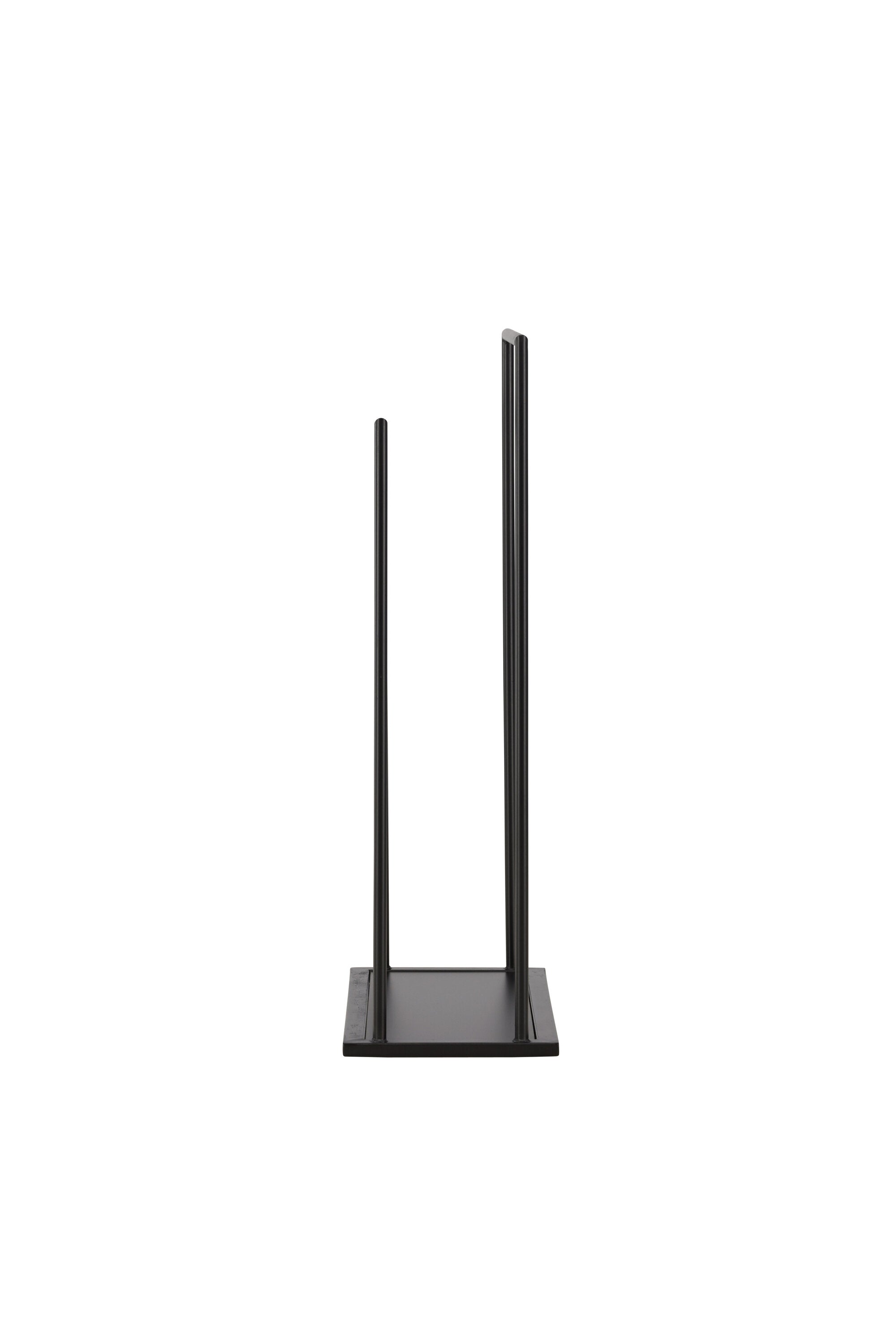 Alva Kleiderbügel in Schwarz präsentiert im Onlineshop von KAQTU Design AG. Kleiderständer ist von Venture Home