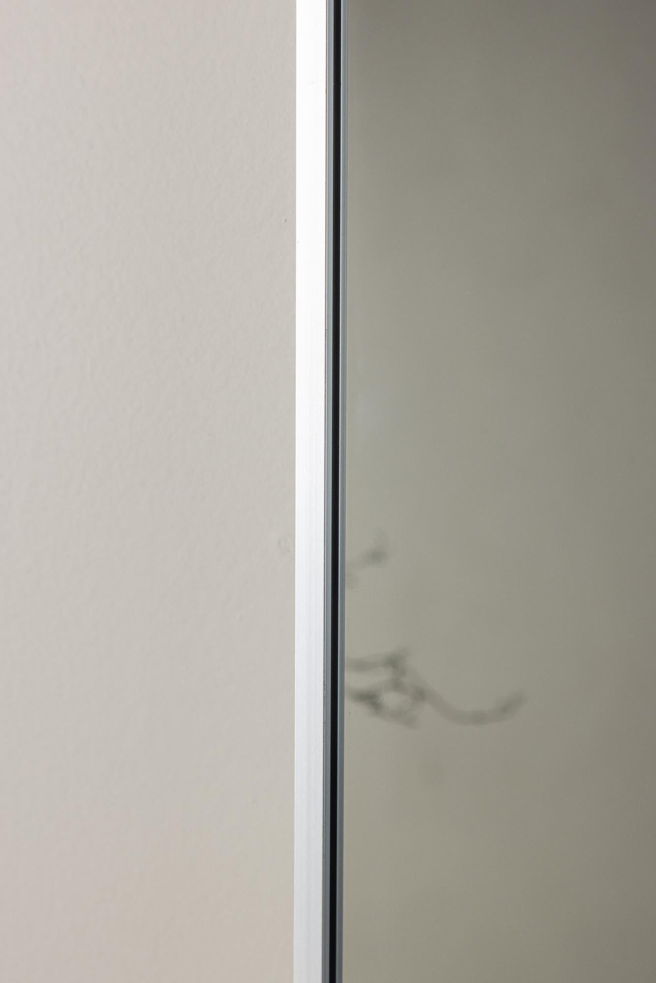 Entdecken Sie den Dalton Spiegel von Venture Home – ein stilvolles Accessoire, das Eleganz und Funktionalität vereint. Ideal für jeden Raum!