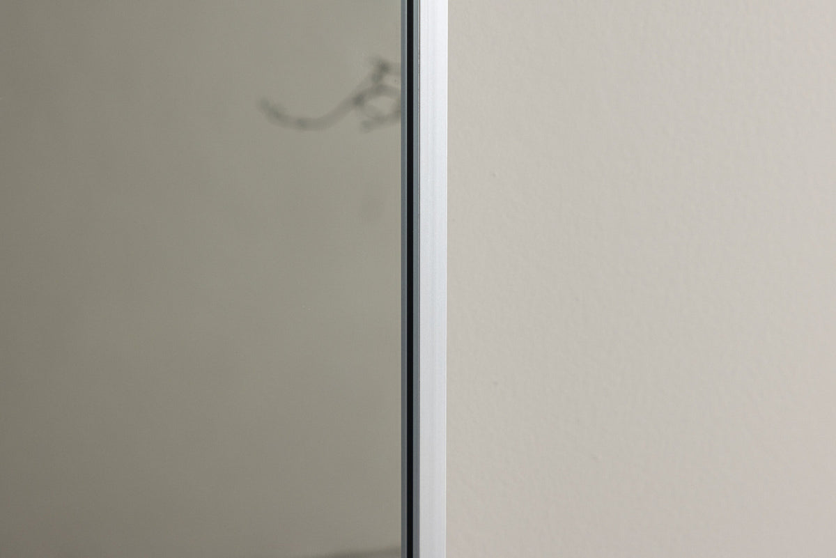 Orlando Spiegel in Silber präsentiert im Onlineshop von KAQTU Design AG. Spiegel ist von Venture Home