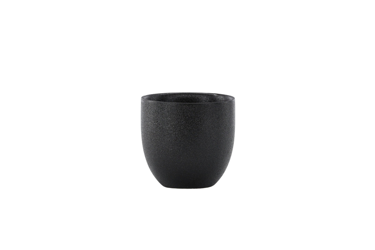 Wabi Sabi Kaffeetasse in Schwarz präsentiert im Onlineshop von KAQTU Design AG. Kaffeetassen ist von Venture Home