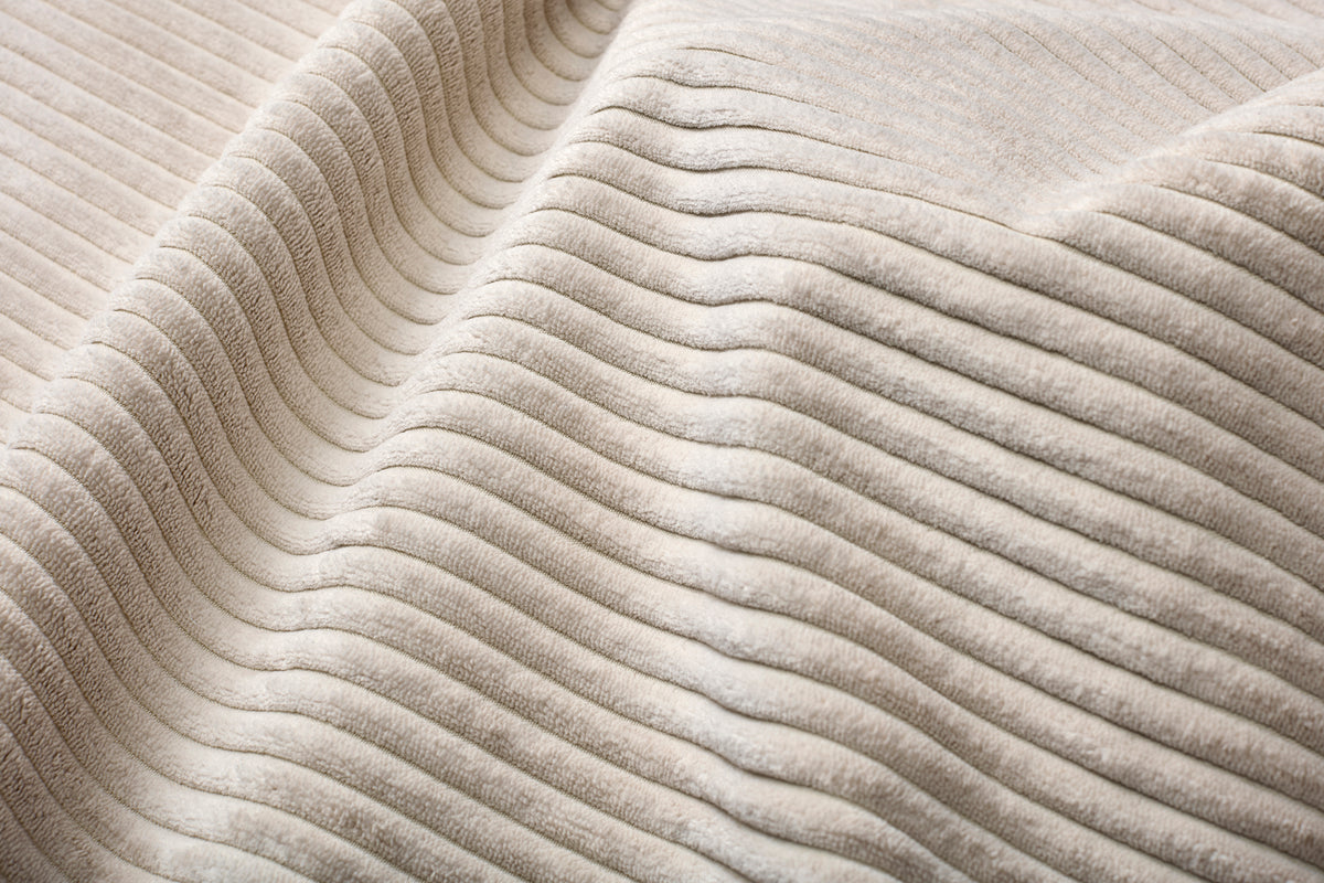 CozyPad Schlafsofa Ecksofa mit Armlehnen in 594 Corduroy Ivory präsentiert im Onlineshop von KAQTU Design AG. Bettsofa ist von Innovation Living