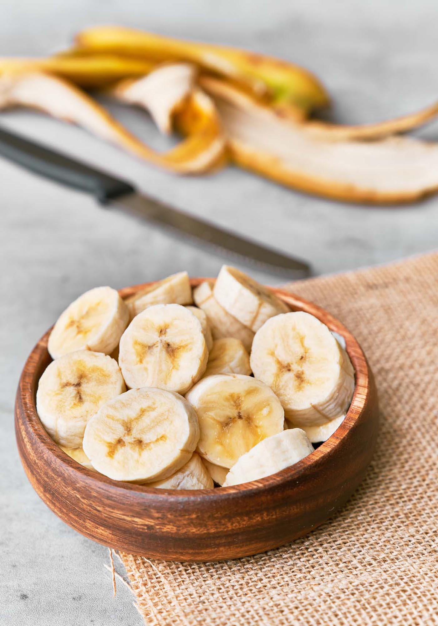 Verleihen Sie Ihrem Raum mit dem Banana Poster von Venture Home eine fröhliche Note! Hochwertiger Druck, lebendige Farben und nachhaltiges Design für Ihre Küche.