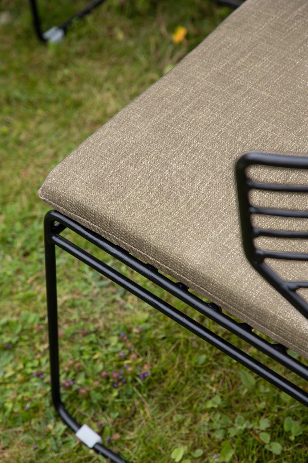 Milano Loungeset Outdoor in Schwarz präsentiert im Onlineshop von KAQTU Design AG. Loungeset ist von Venture Home