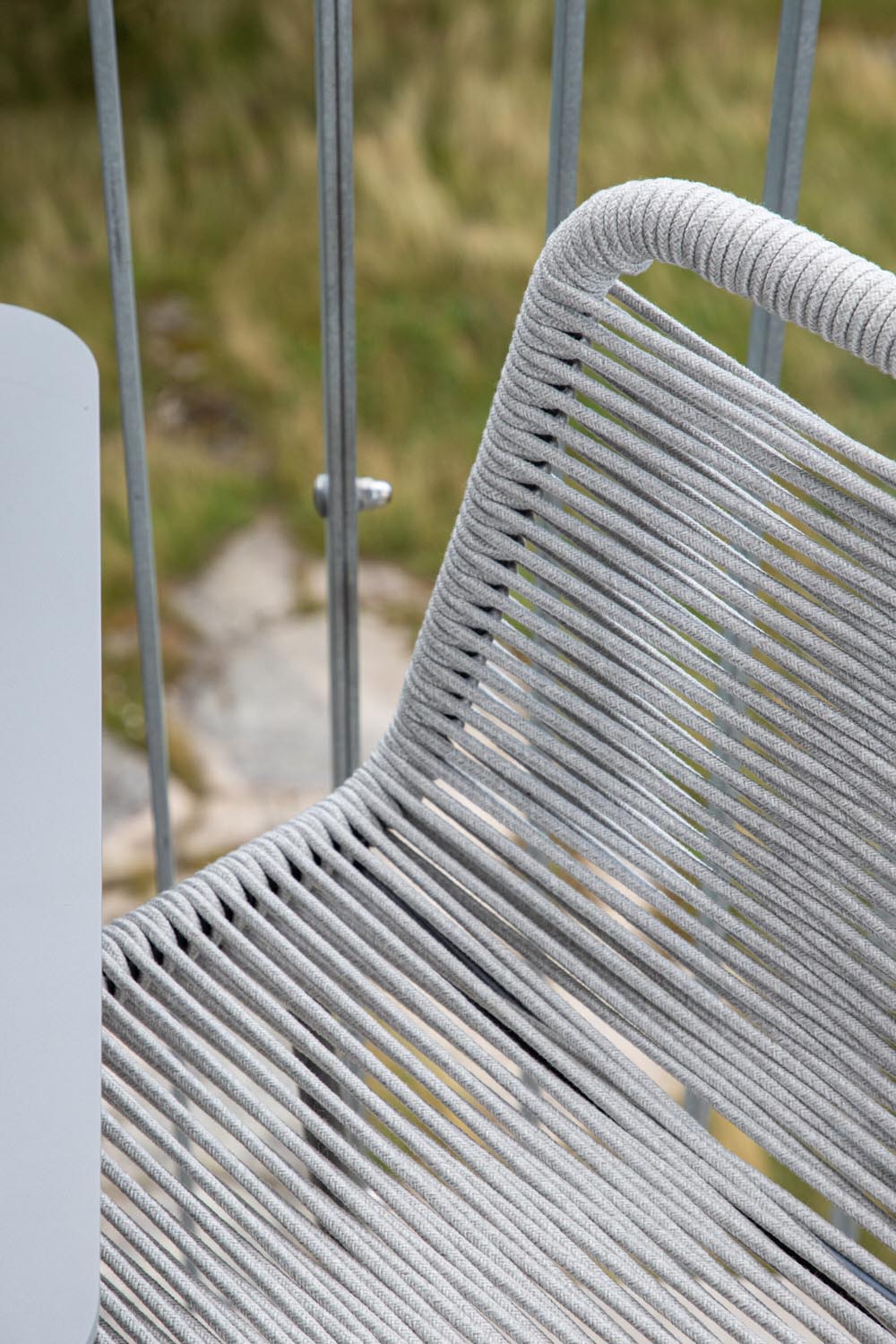 Nettan Barstuhl Outdoor in Hellgrau präsentiert im Onlineshop von KAQTU Design AG. Outdoor-Barstuhl ist von Venture Home