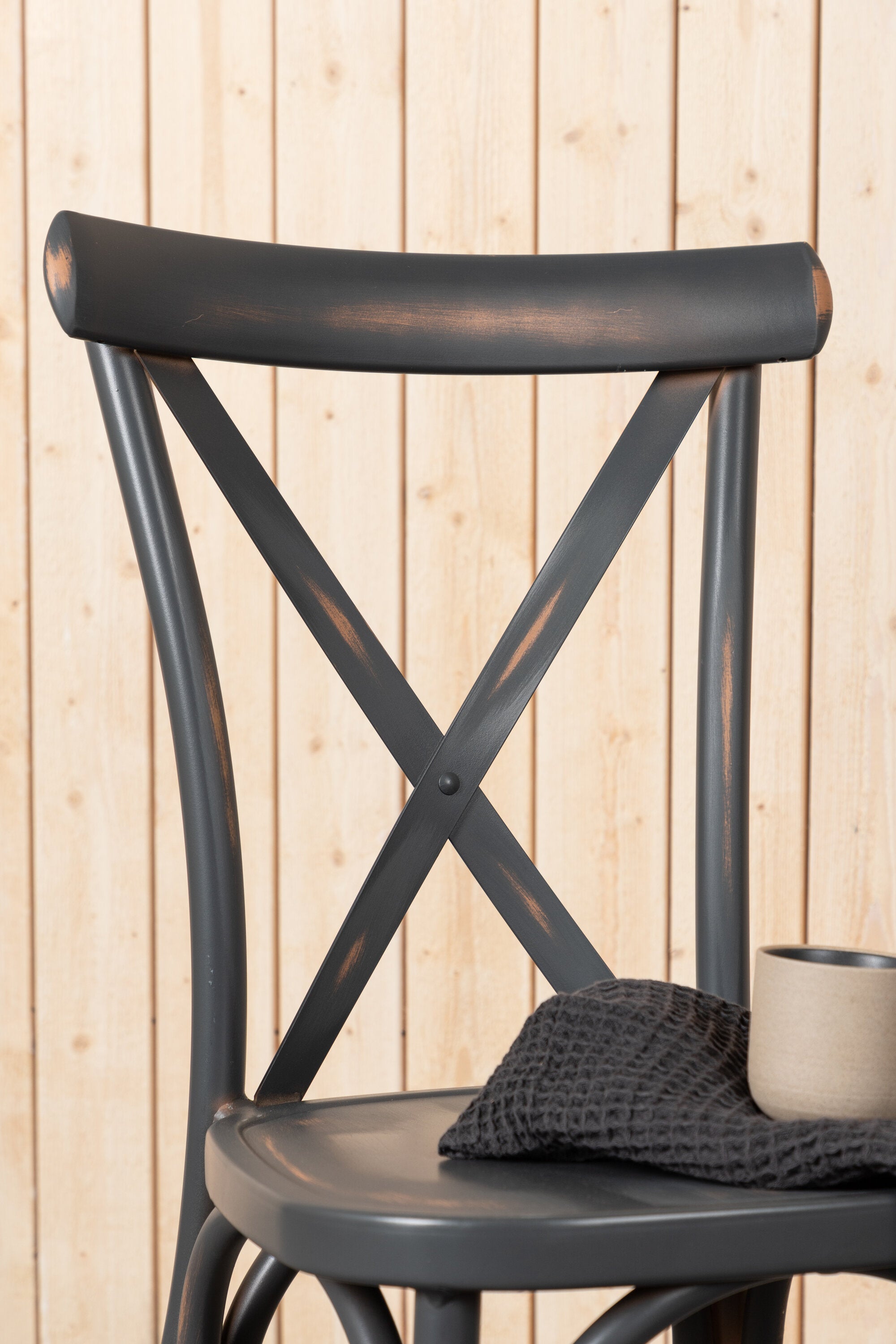 Tablas Stuhl in Dunkelgrau präsentiert im Onlineshop von KAQTU Design AG. Gartenstuhl ist von Venture Home
