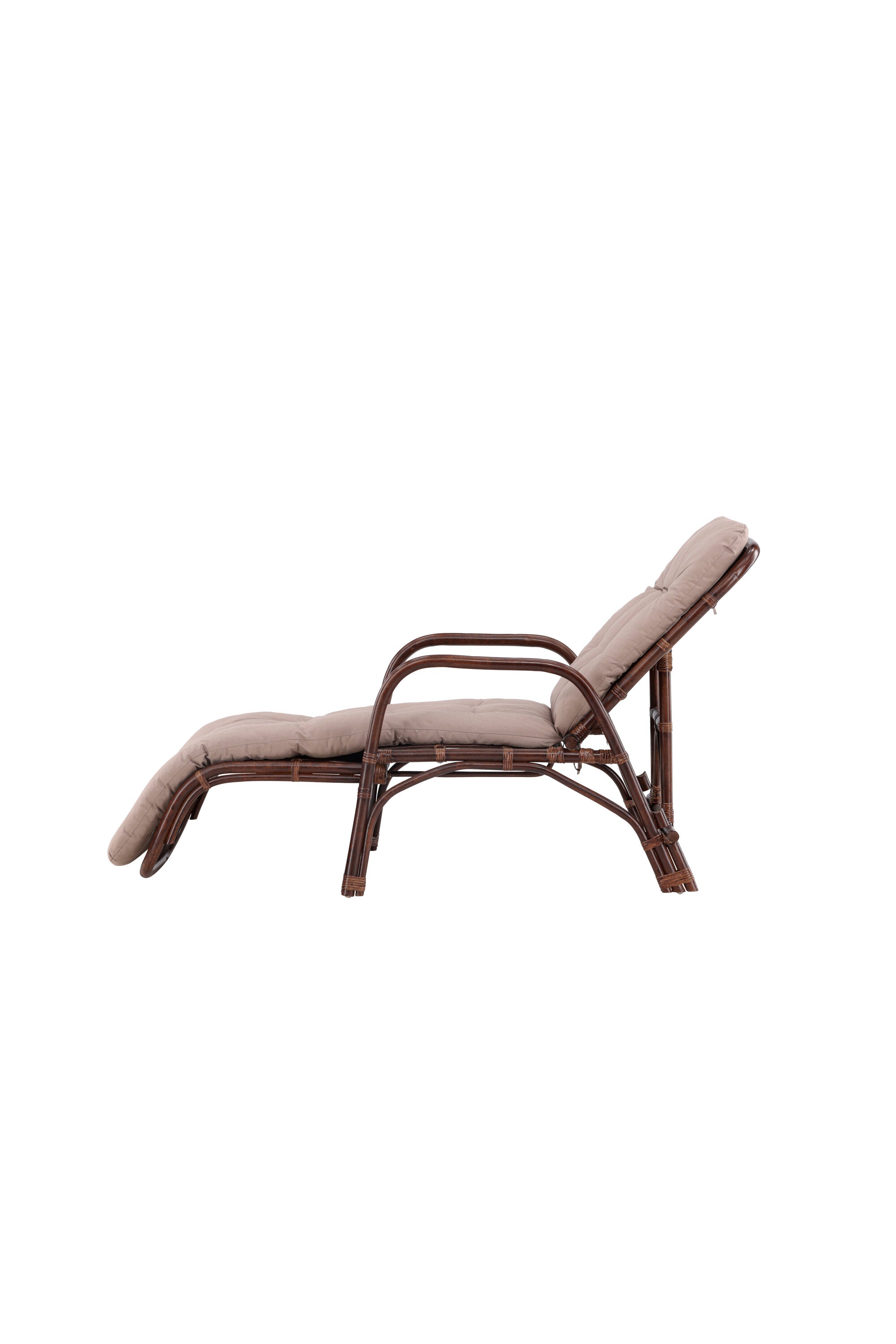 Nella Sonnenliege in Dunkles Walnussholz präsentiert im Onlineshop von KAQTU Design AG. Liegestuhl ist von Venture Home