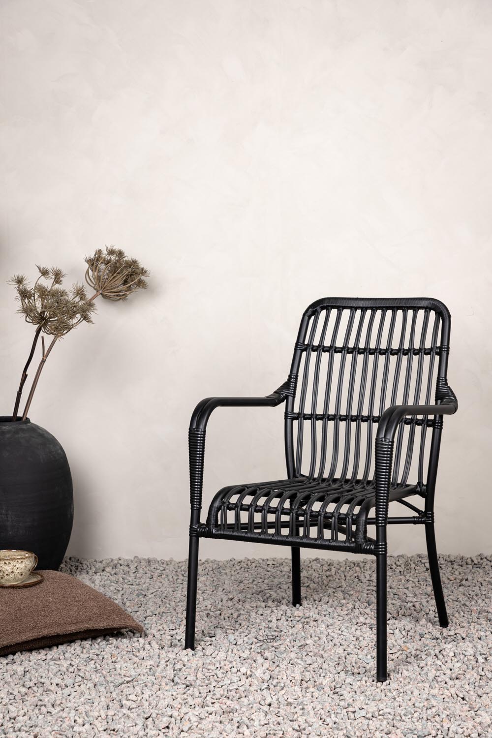 Rizal Stuhl in Schwarz präsentiert im Onlineshop von KAQTU Design AG. Outdoor-Sessel ist von Venture Home