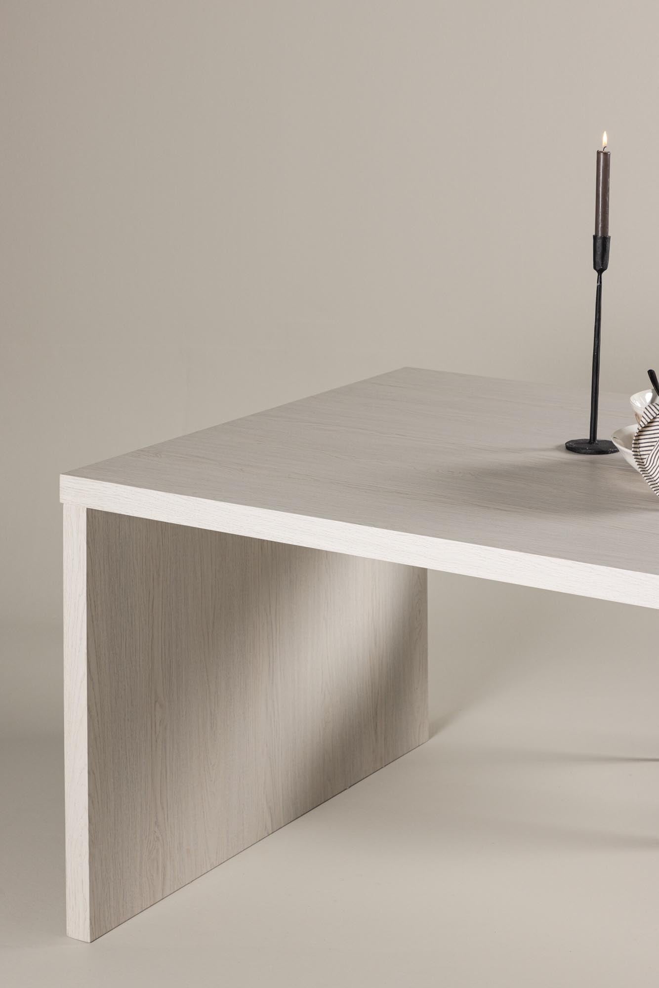 Mika Esstisch: Stilvoller Mittelpunkt für Ihr zeitgemässes Zuhause.