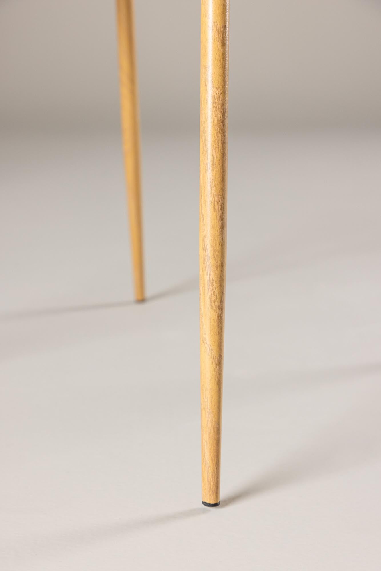 Modesto Stuhl: Eleganz und Komfort vereint, ideal für moderne Esszimmer.