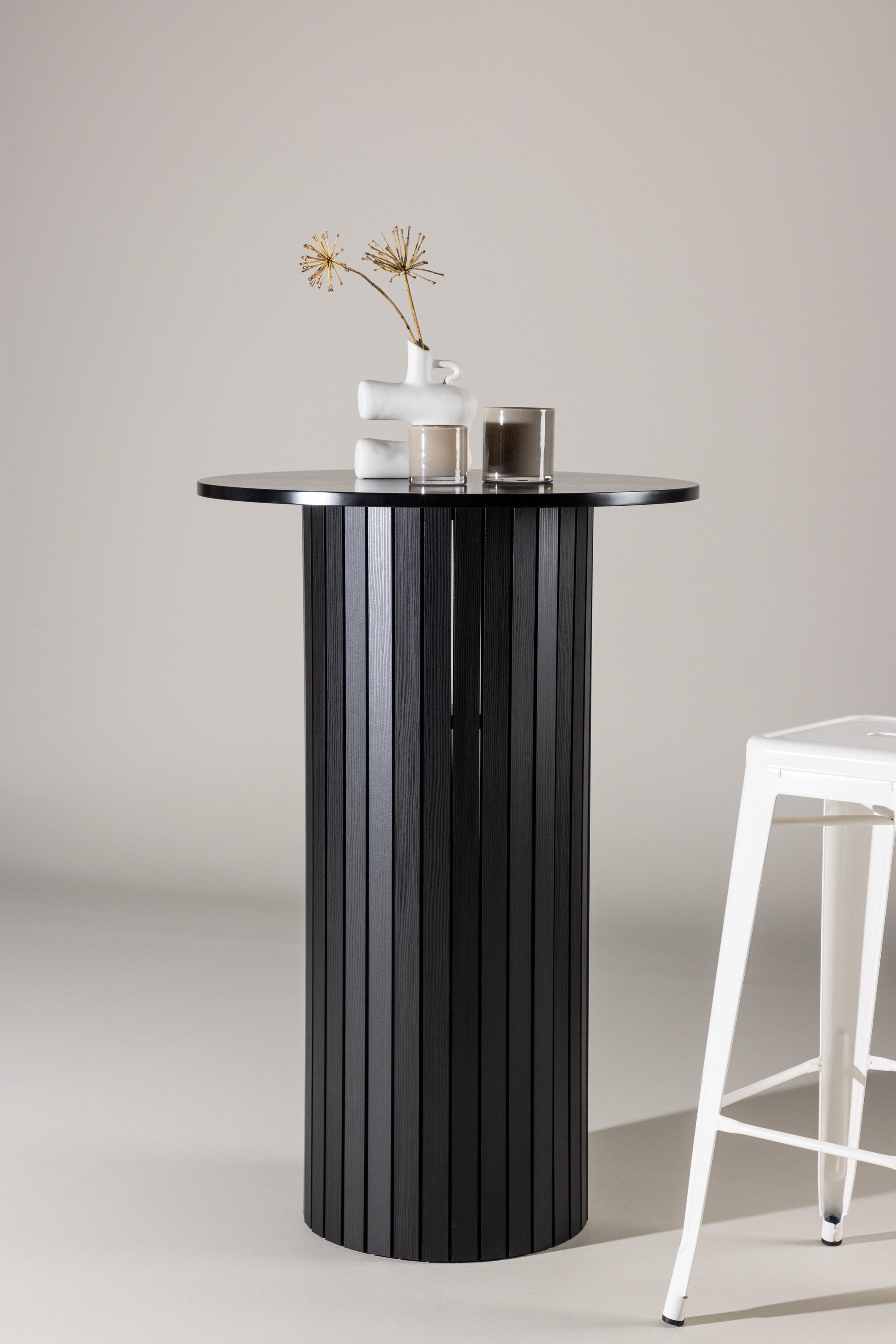 Härön Bartisch in Schwarz präsentiert im Onlineshop von KAQTU Design AG. Hochtisch ist von Venture Home
