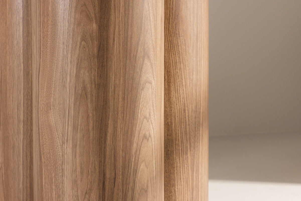 Olivia Esstisch in Braun präsentiert im Onlineshop von KAQTU Design AG. Esstisch ist von Venture Home