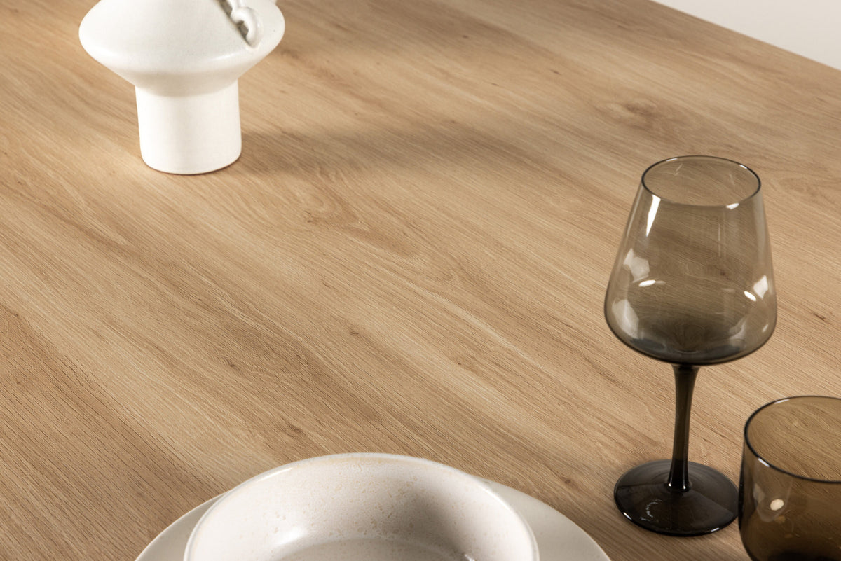Olivia Esstisch in Tünchen präsentiert im Onlineshop von KAQTU Design AG. Esstisch ist von Venture Home