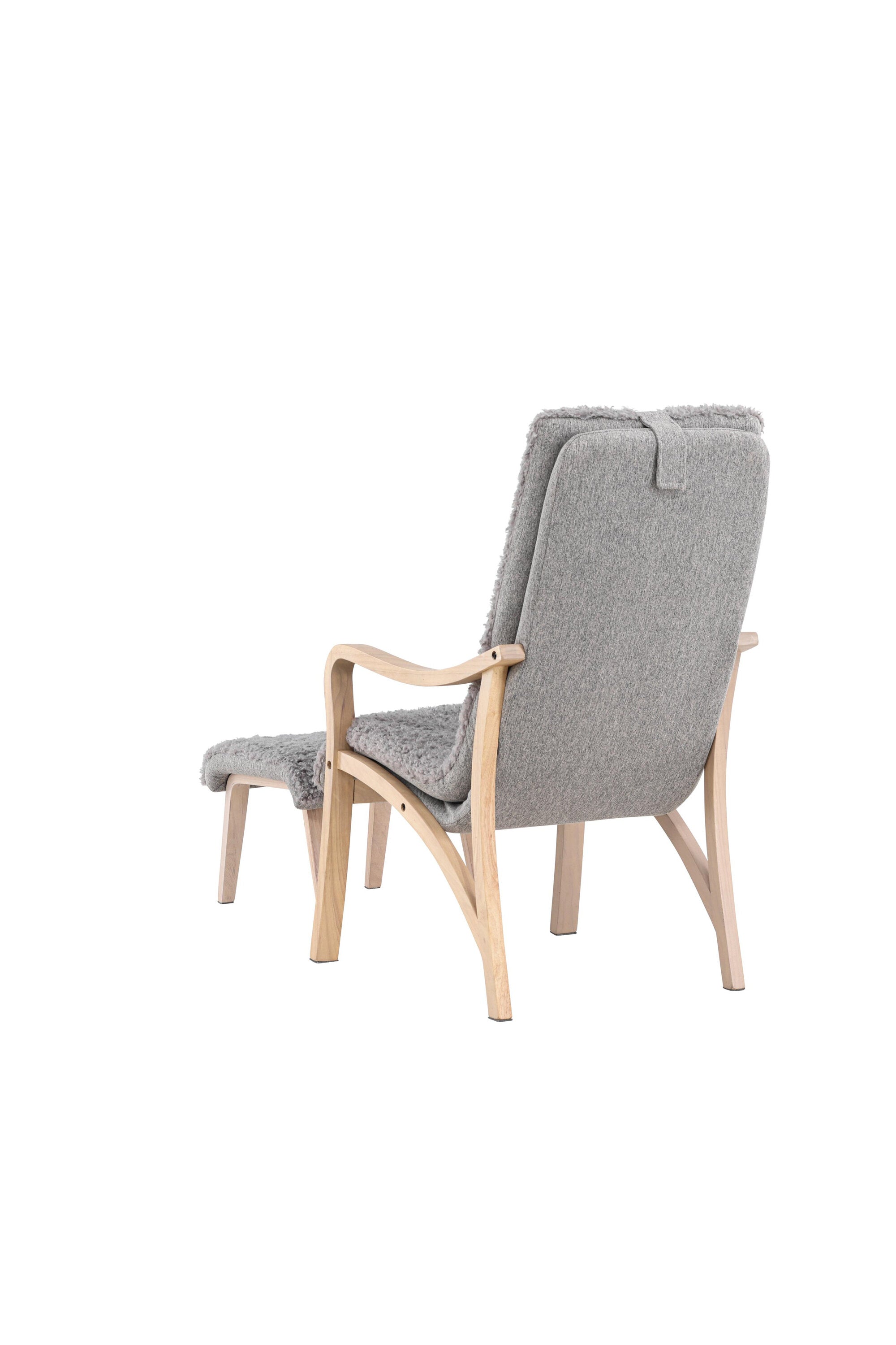 Fårö Lounge Stuhl in Hellgrau/ Weisswäsche präsentiert im Onlineshop von KAQTU Design AG. Sessel ist von Venture Home