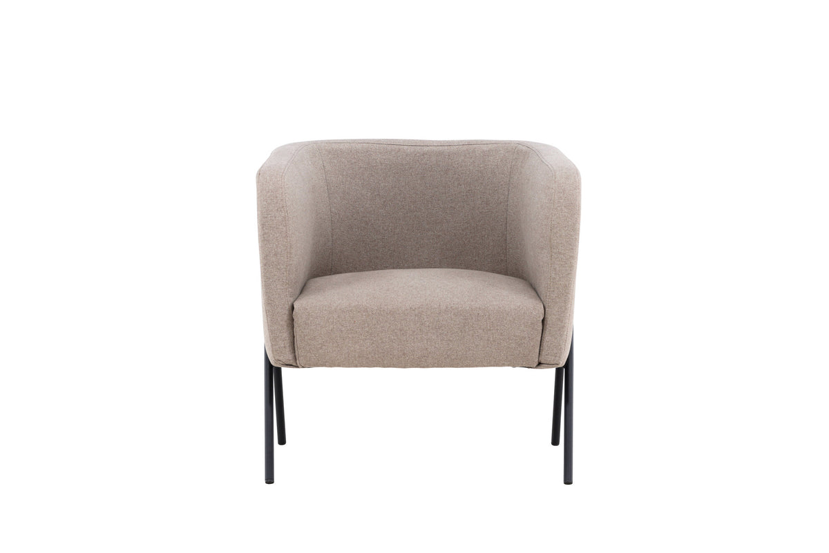 Rika Sessel in Beige präsentiert im Onlineshop von KAQTU Design AG. Sessel mit Armlehnen ist von Venture Home