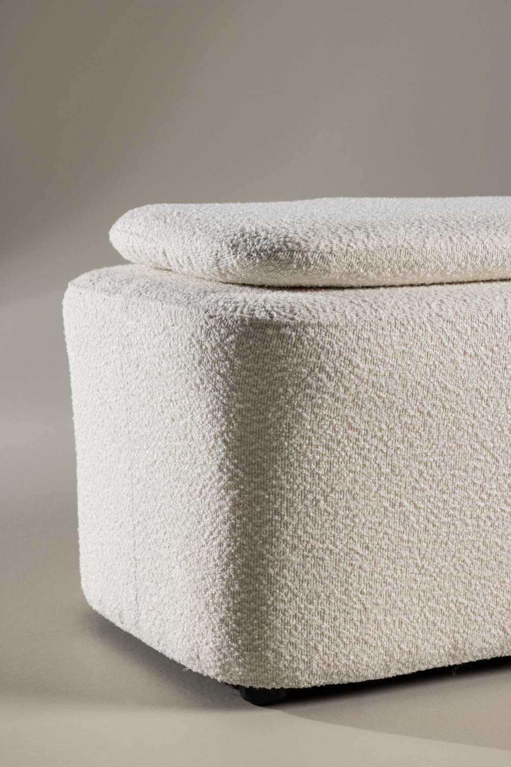 Laurel Ottoman
