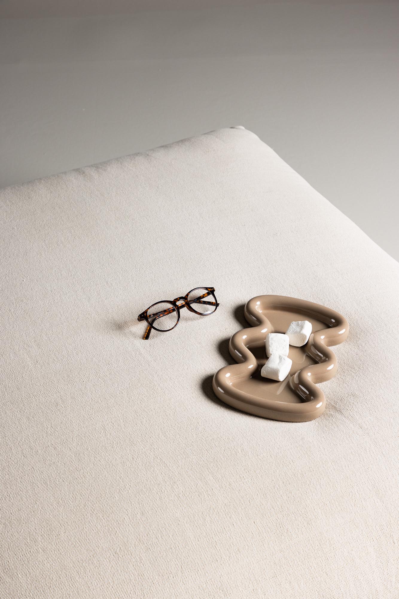 Mavi Sofa Module von Vind: Vielseitig, komfortabel und zeitlos.