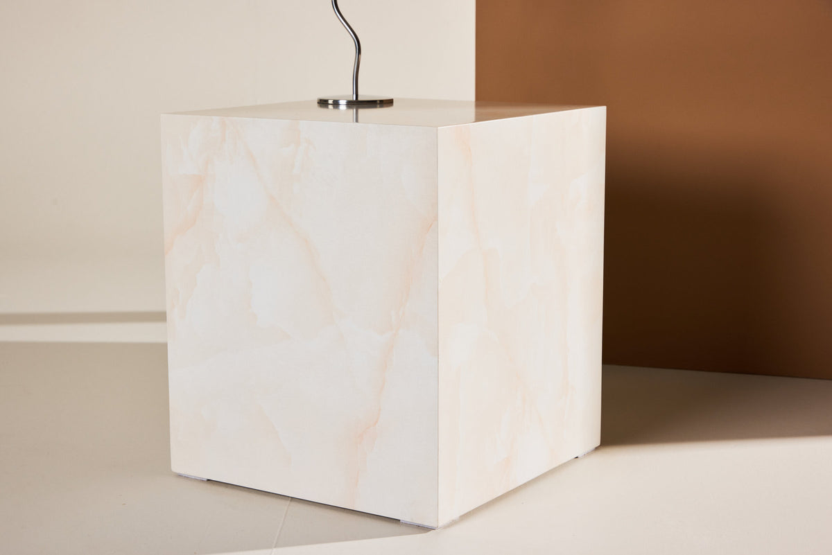 York Sofatisch in Gelb präsentiert im Onlineshop von KAQTU Design AG. Beistelltisch ist von Venture Home