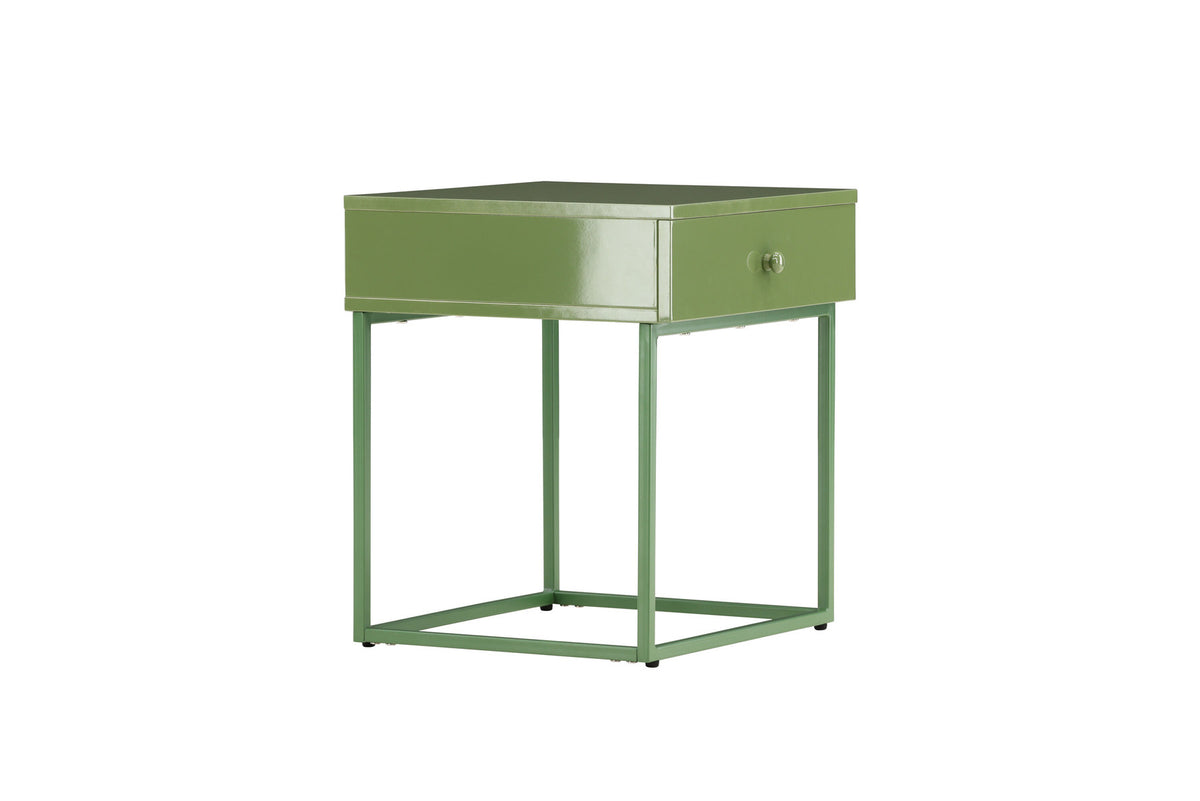 Bakal Nachttisch in Grün präsentiert im Onlineshop von KAQTU Design AG. Beistelltisch ist von Venture Home