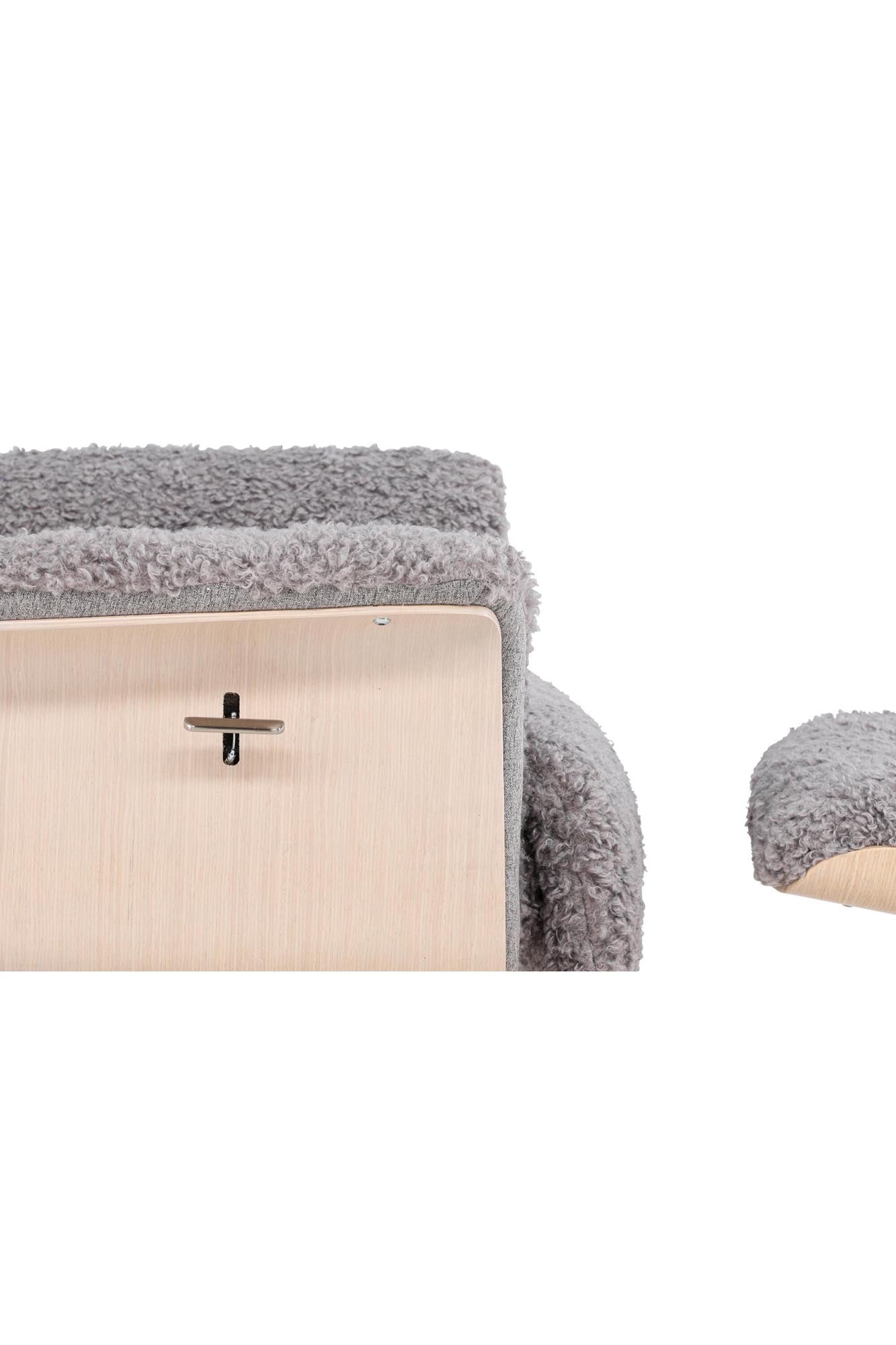 Hagön Lounge Stuhl in Chrom/ Grau präsentiert im Onlineshop von KAQTU Design AG. Sessel ist von Venture Home