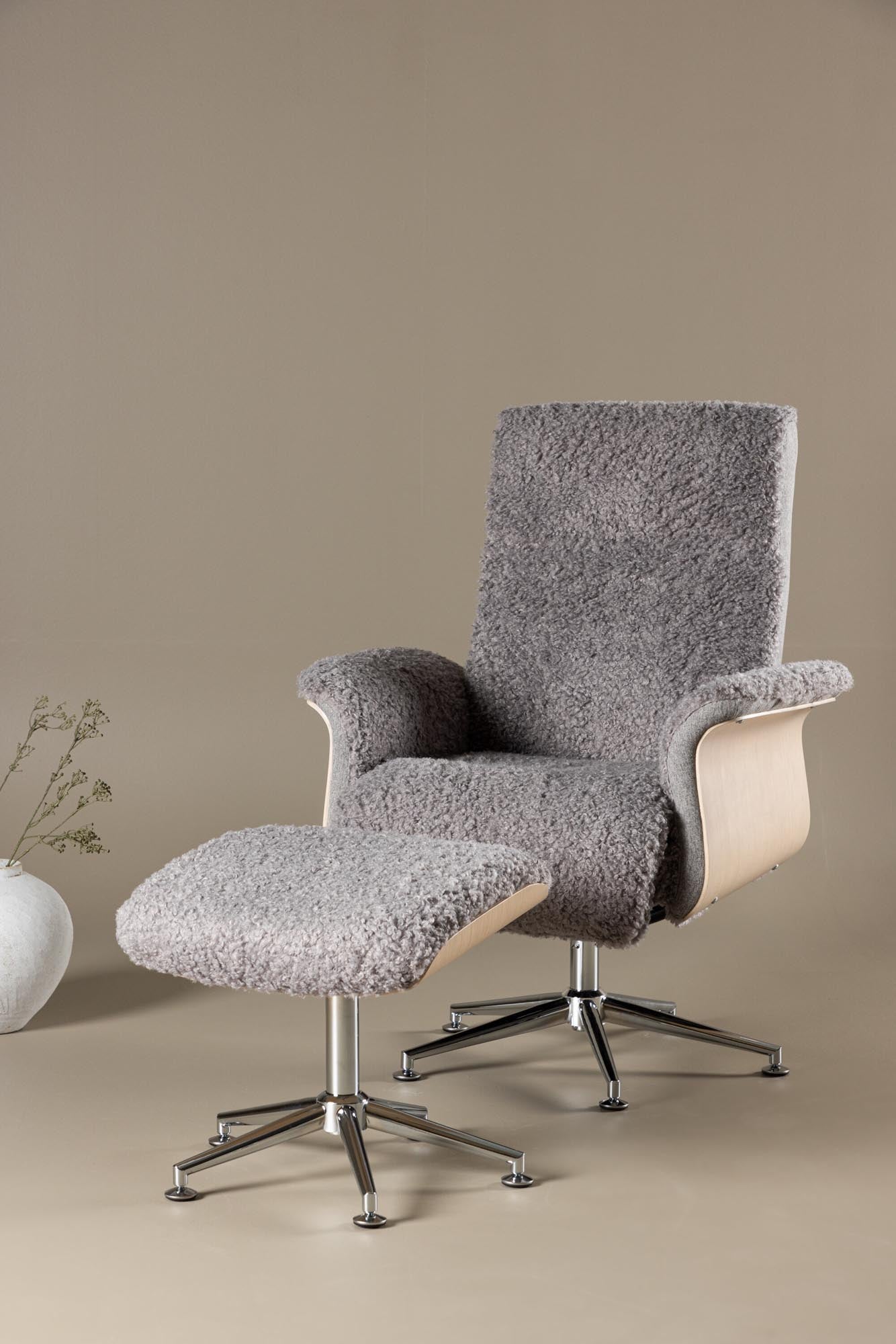 Hagön Lounge Stuhl in Chrom/ Grau präsentiert im Onlineshop von KAQTU Design AG. Sessel ist von Venture Home