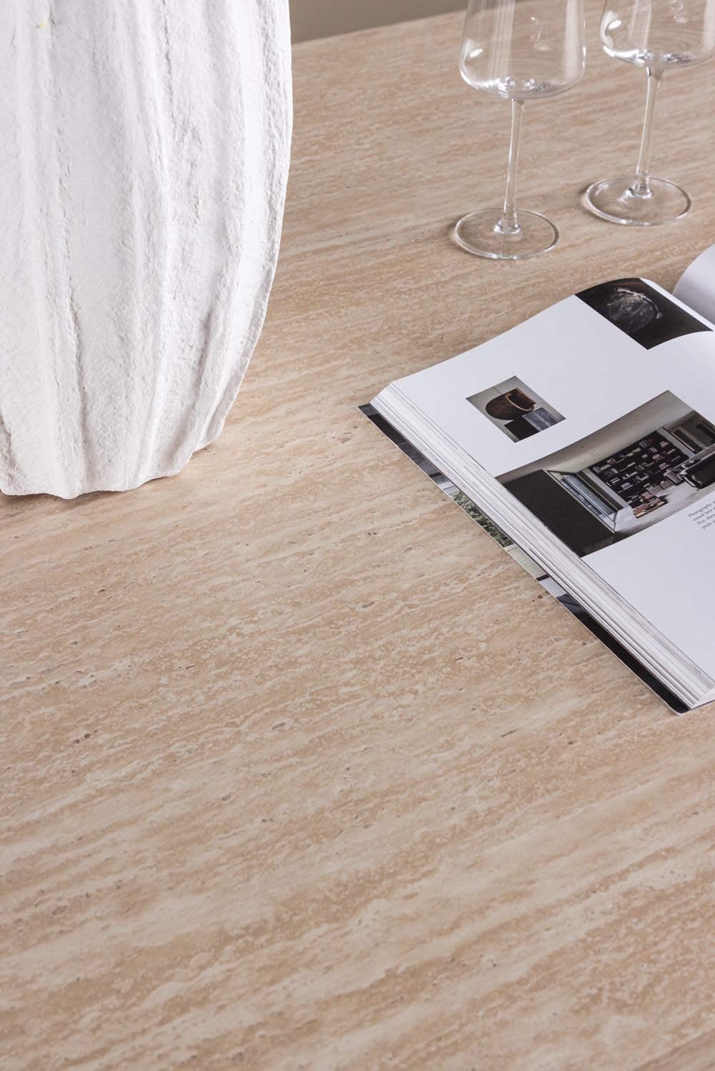 Skagen Esstisch 100x240 in Sintered Stone präsentiert im Onlineshop von KAQTU Design AG. Esstisch ist von Vind