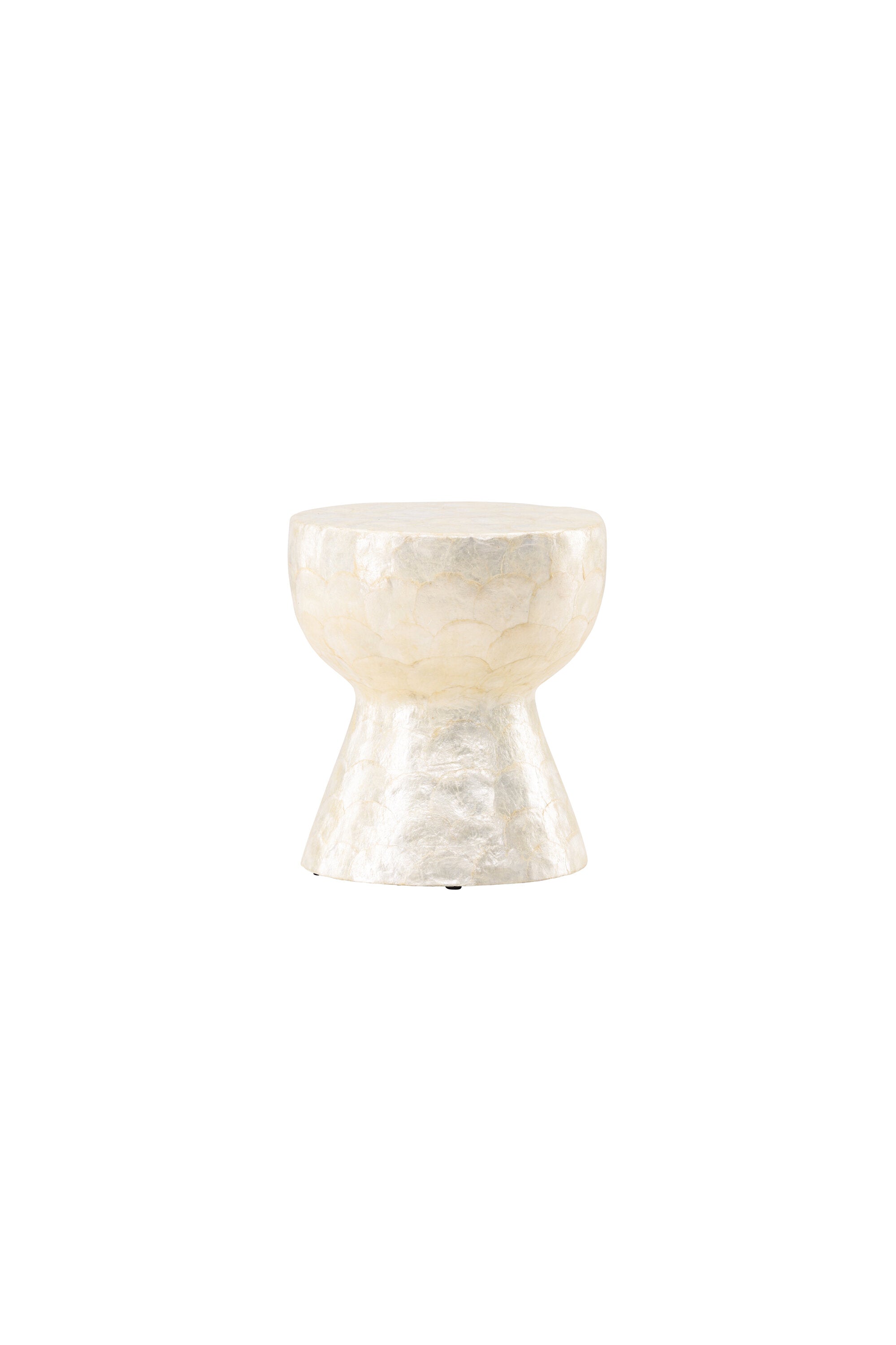 Sandön Sofatisch in Capiz / Natural präsentiert im Onlineshop von KAQTU Design AG. Beistelltisch ist von Vind