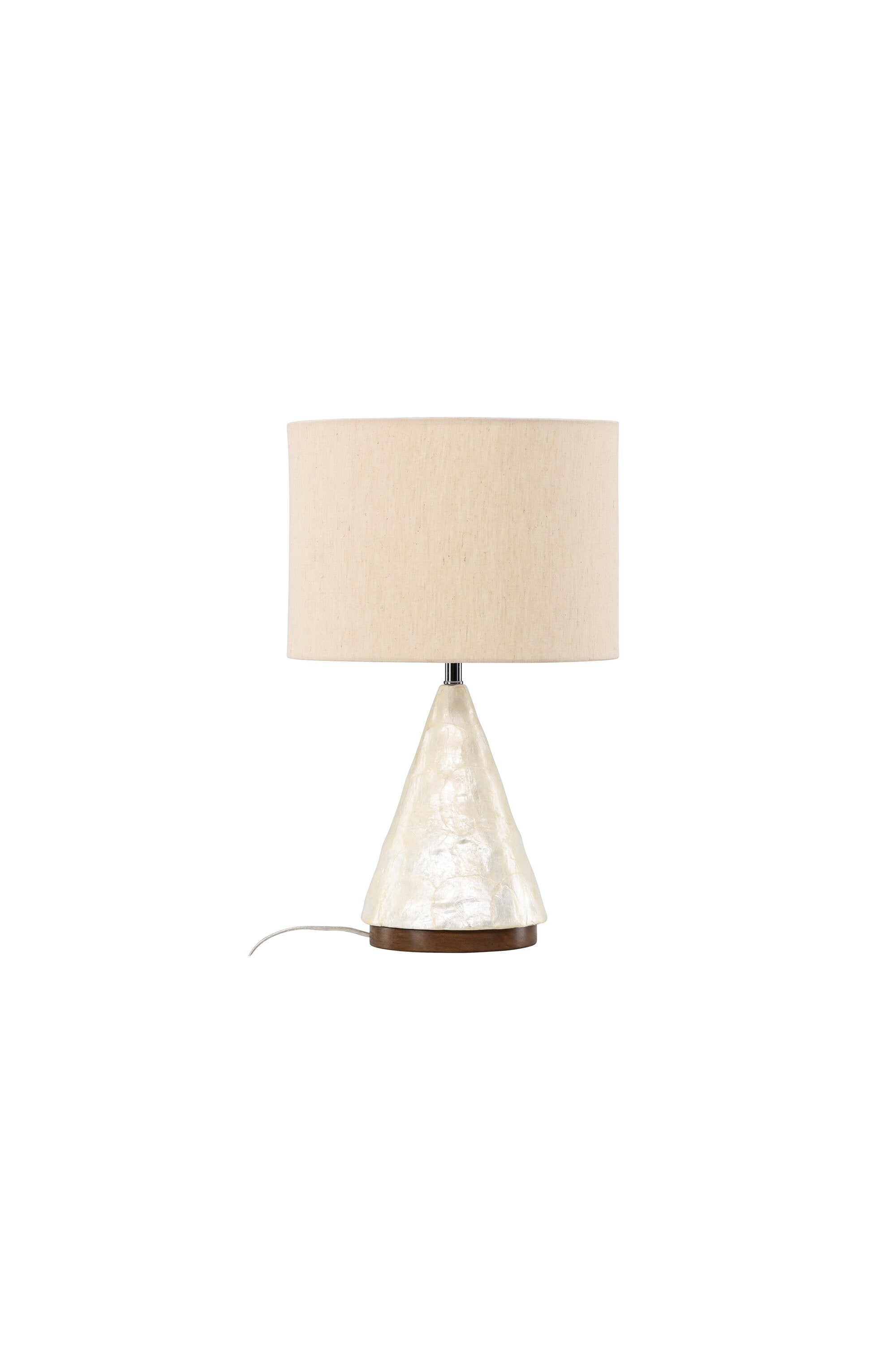 Donsö Tischleuchte ⌀35 in Capiz / Natural präsentiert im Onlineshop von KAQTU Design AG. Tischleuchte ist von Vind