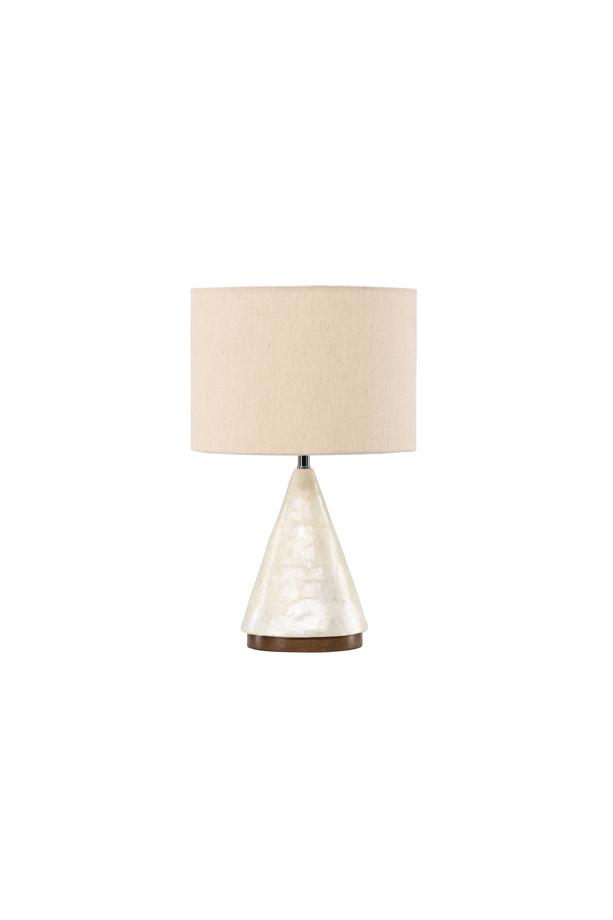 Donsö Tischleuchte ⌀35 in Capiz / Natural präsentiert im Onlineshop von KAQTU Design AG. Tischleuchte ist von Vind