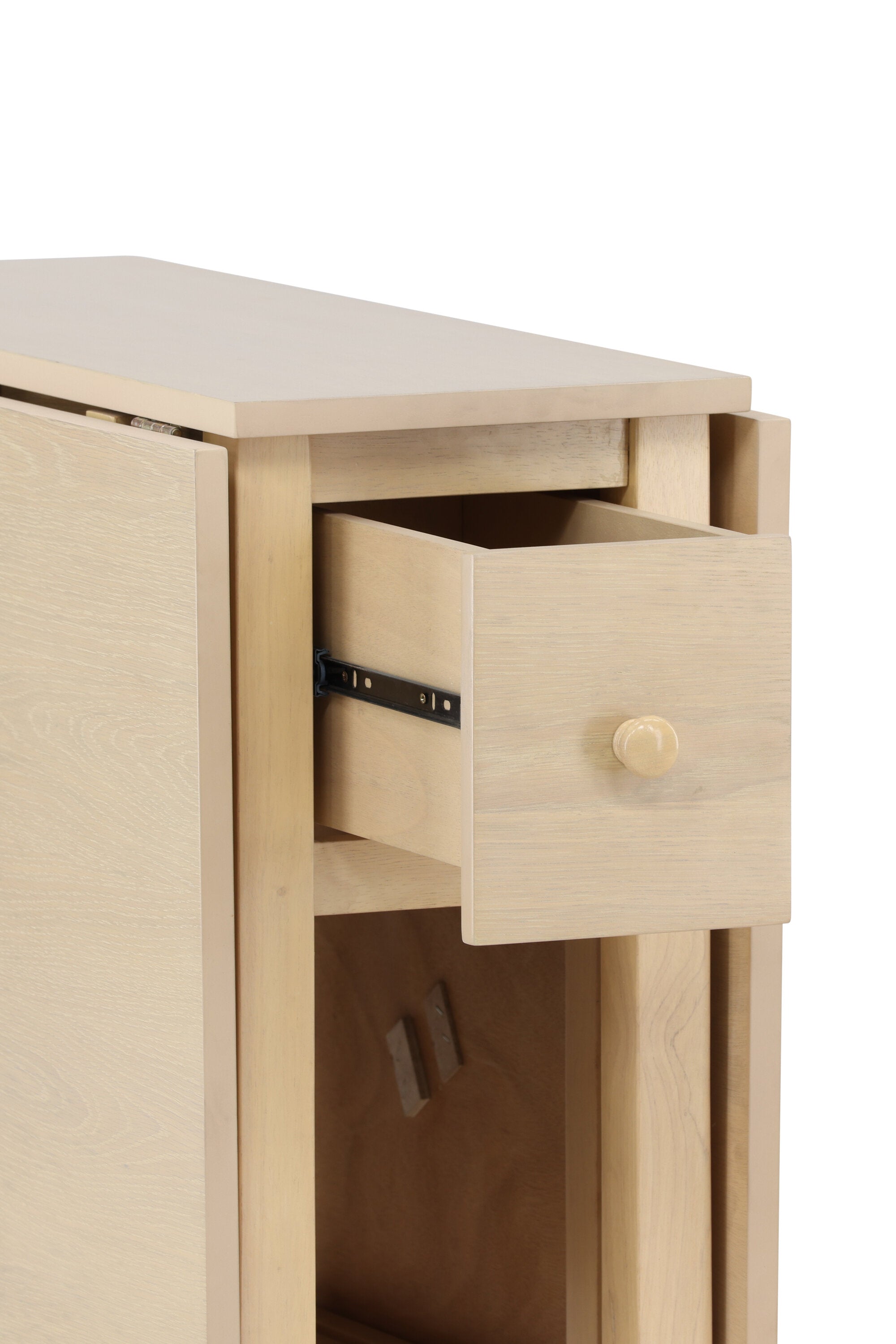 Edward Esstisch von Venture Home, rechteckig, modernes Design, perfekt für stilvolle Esszimmer und gemütliche Zusammenkünfte.