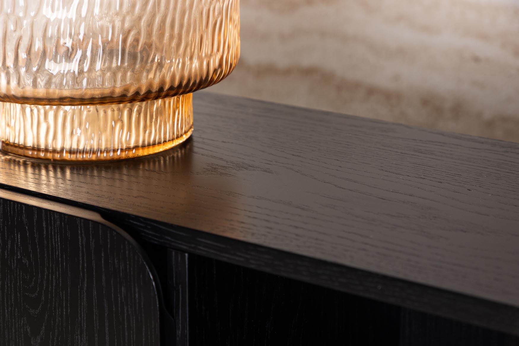 Stilvolles Tyresö High-Sideboard 80x110 cm von Vind – ideal für elegantes Wohnen und praktische Aufbewahrung in jedem Raum.