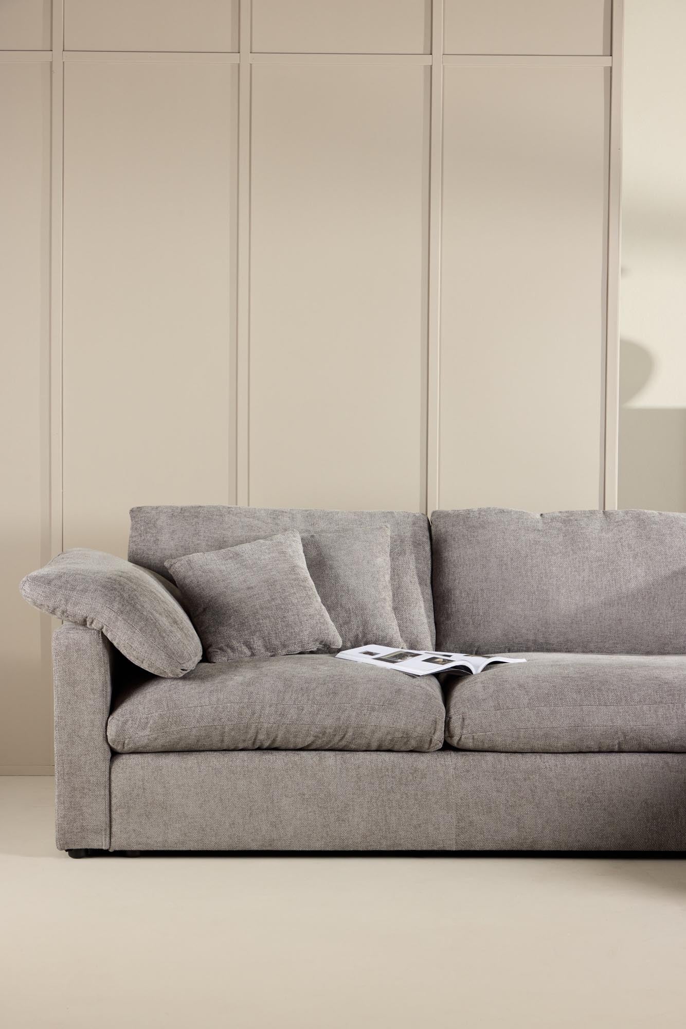 Das Amalfi Ecksofa von Vind kombiniert stilvolles Design mit Komfort, ideal für zeitgemässe und einladende Wohnbereiche.
