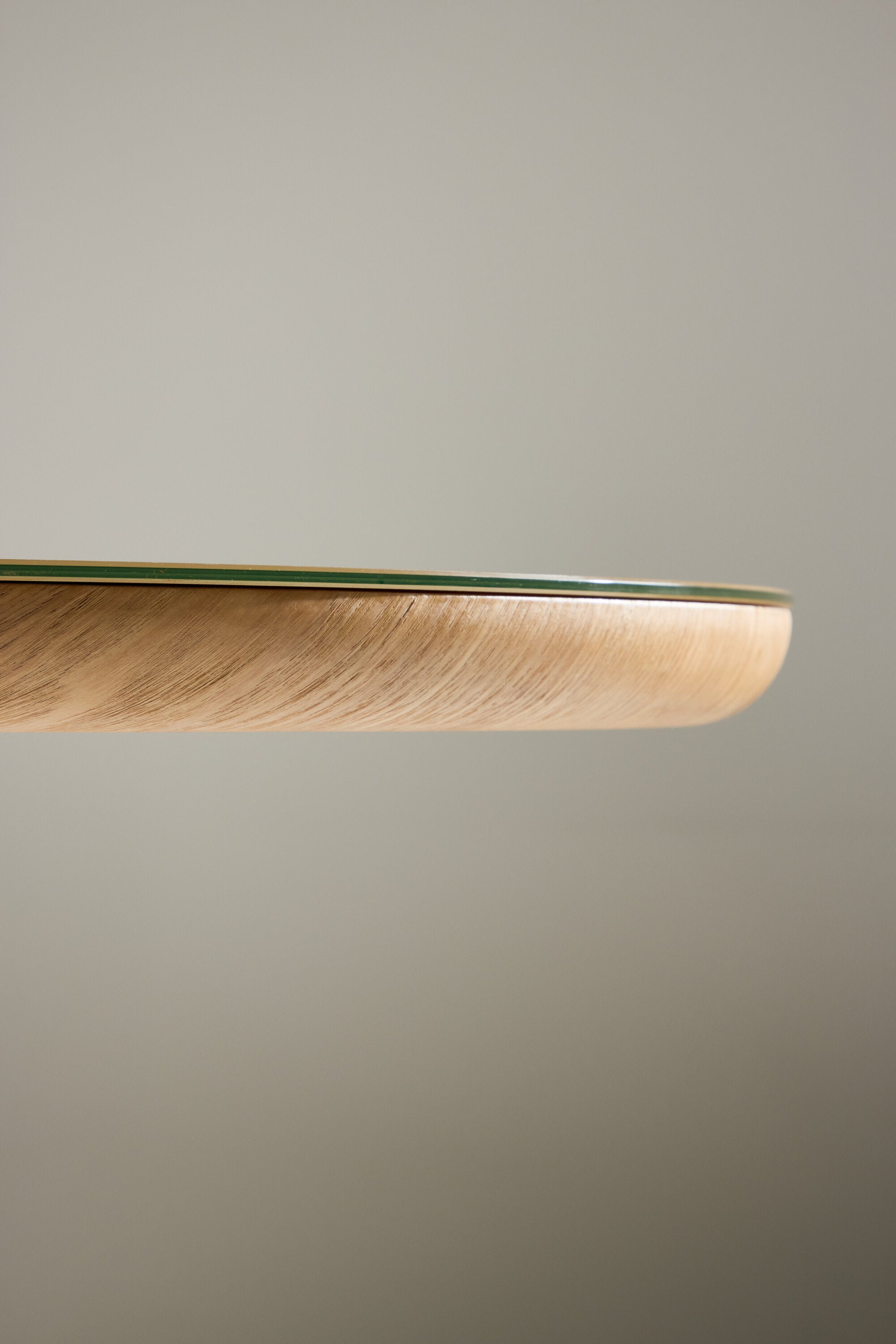 Castor ovaler Esstisch in Nature präsentiert im Onlineshop von KAQTU Design AG. Esstisch ist von Venture Home
