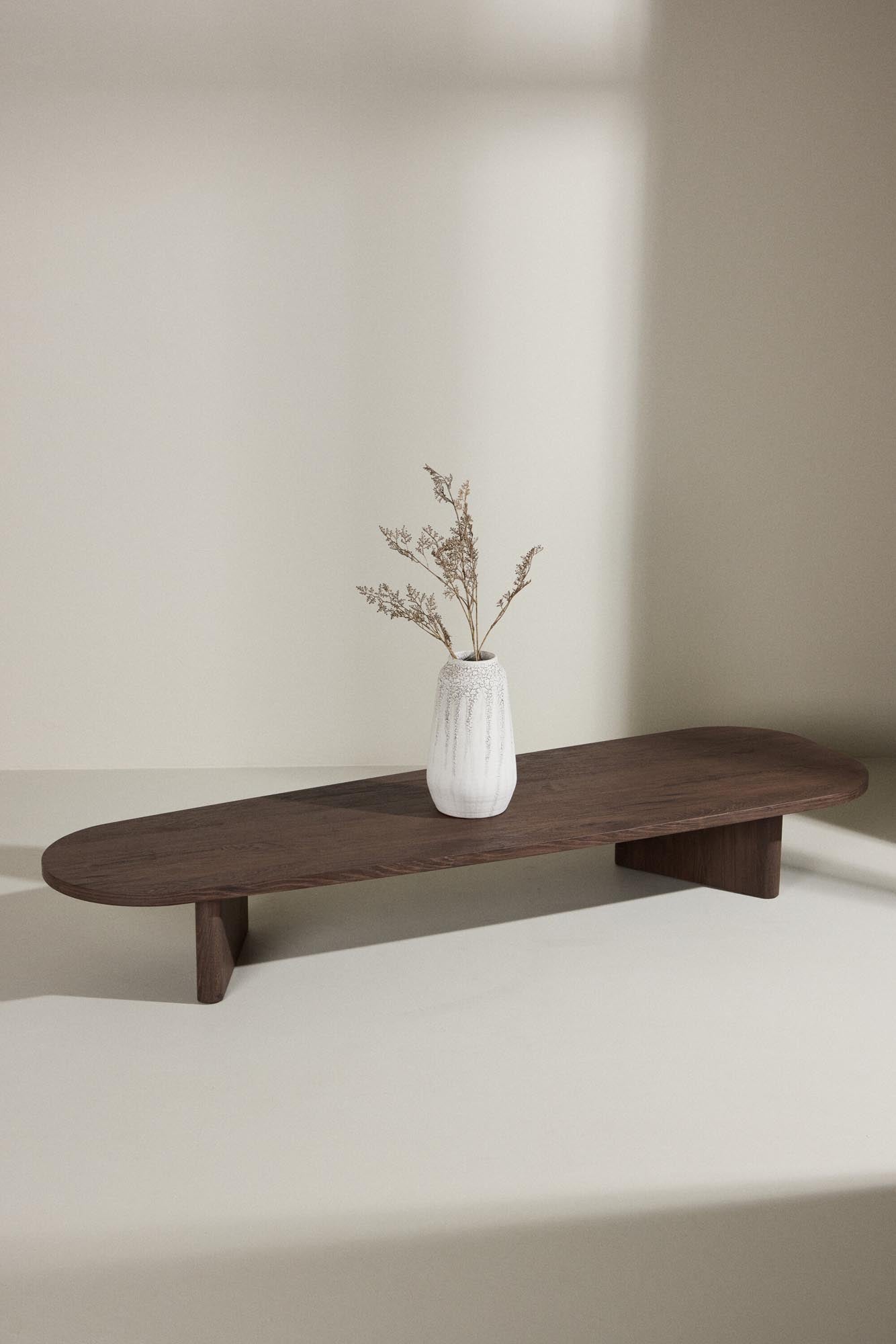 Moderner Grönvik Sofatisch von Venture Home, stilvolles Design, hochwertige Materialien, ideal für jedes Wohnzimmer.