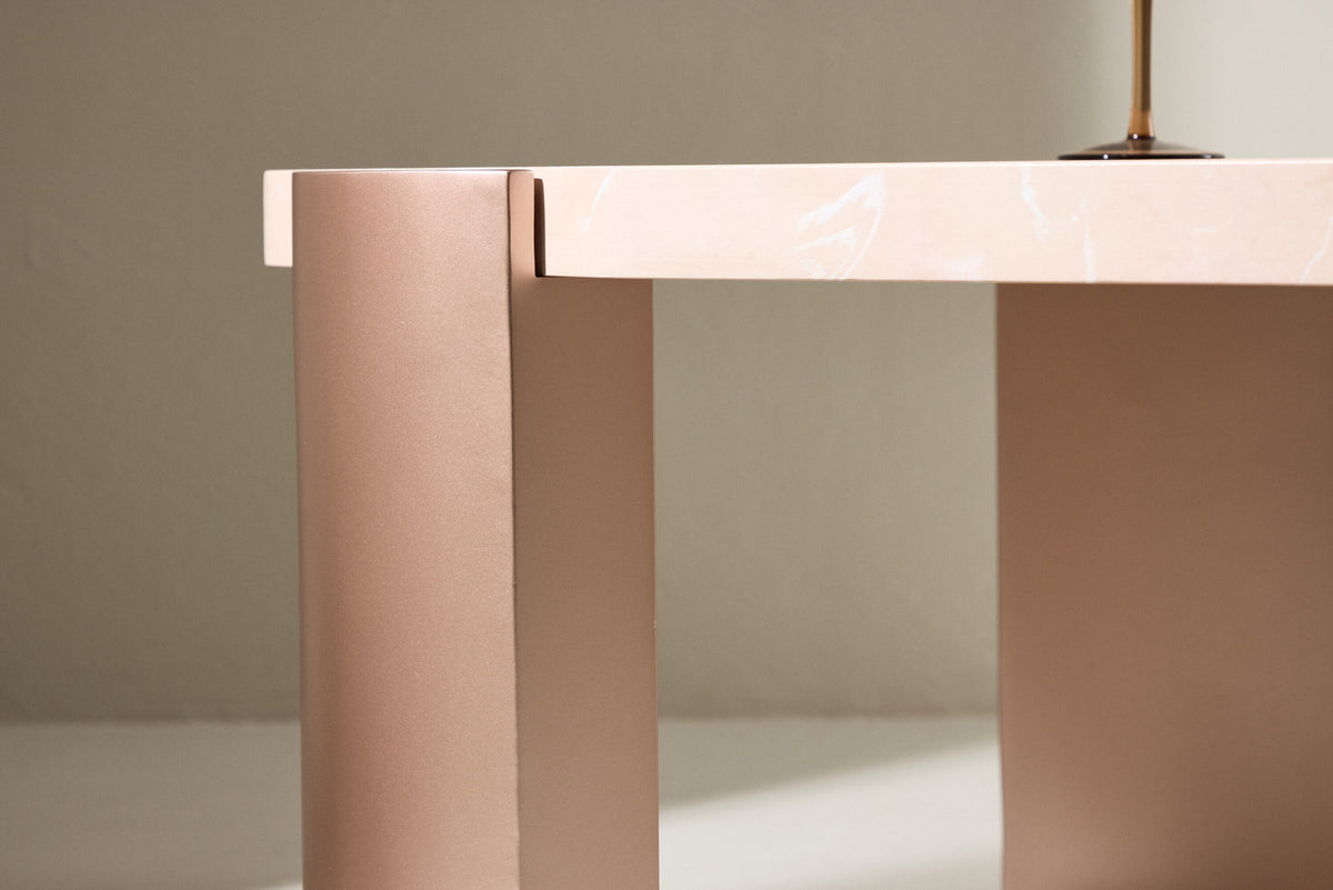 Kres Sofatisch 125x70.5 in Gold/ Rosa/Marmoroptik präsentiert im Onlineshop von KAQTU Design AG. Beistelltisch ist von Venture Home