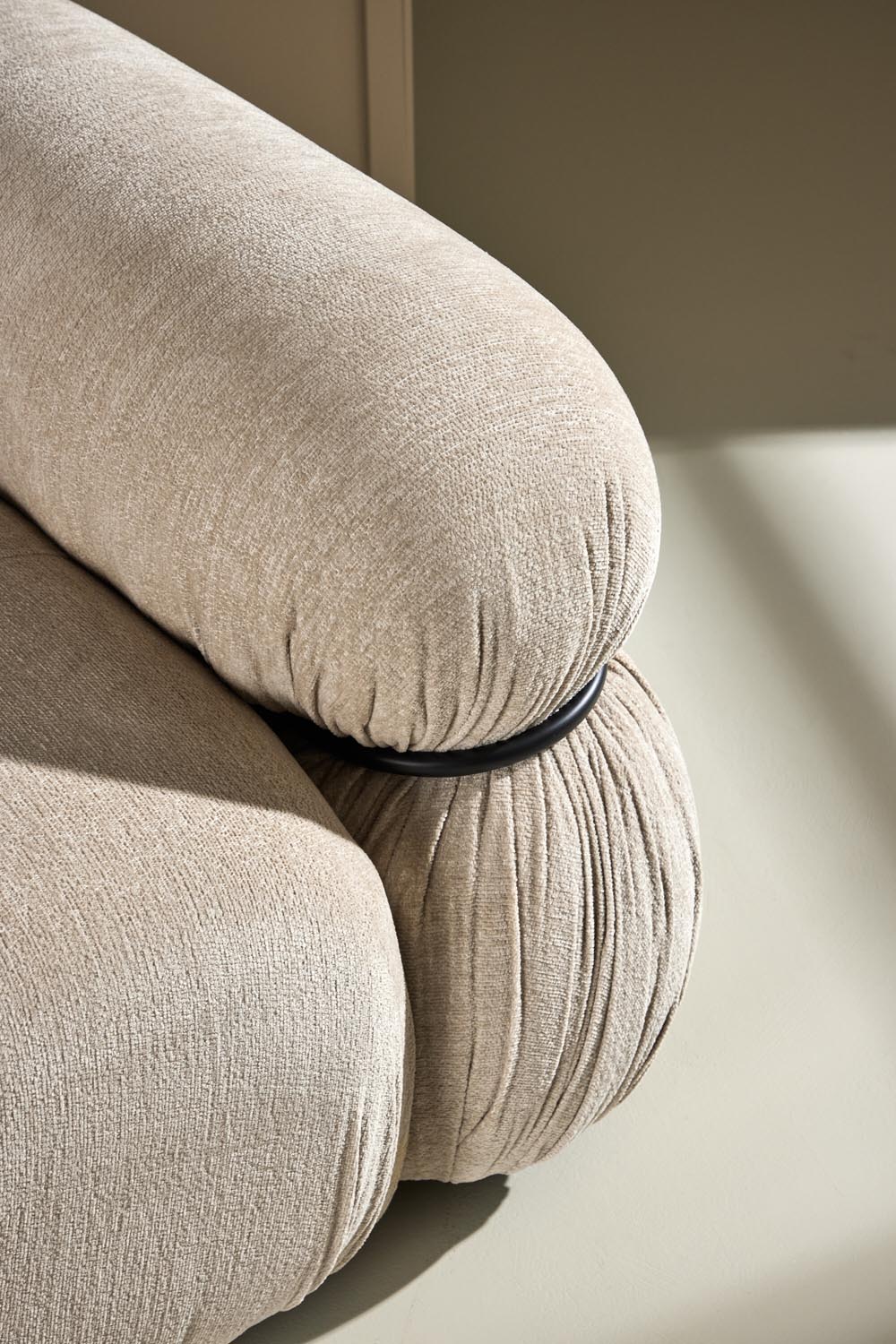 Mika modulares Sofa Rechts in Beige präsentiert im Onlineshop von KAQTU Design AG. Modulares Sofa ist von Venture Home