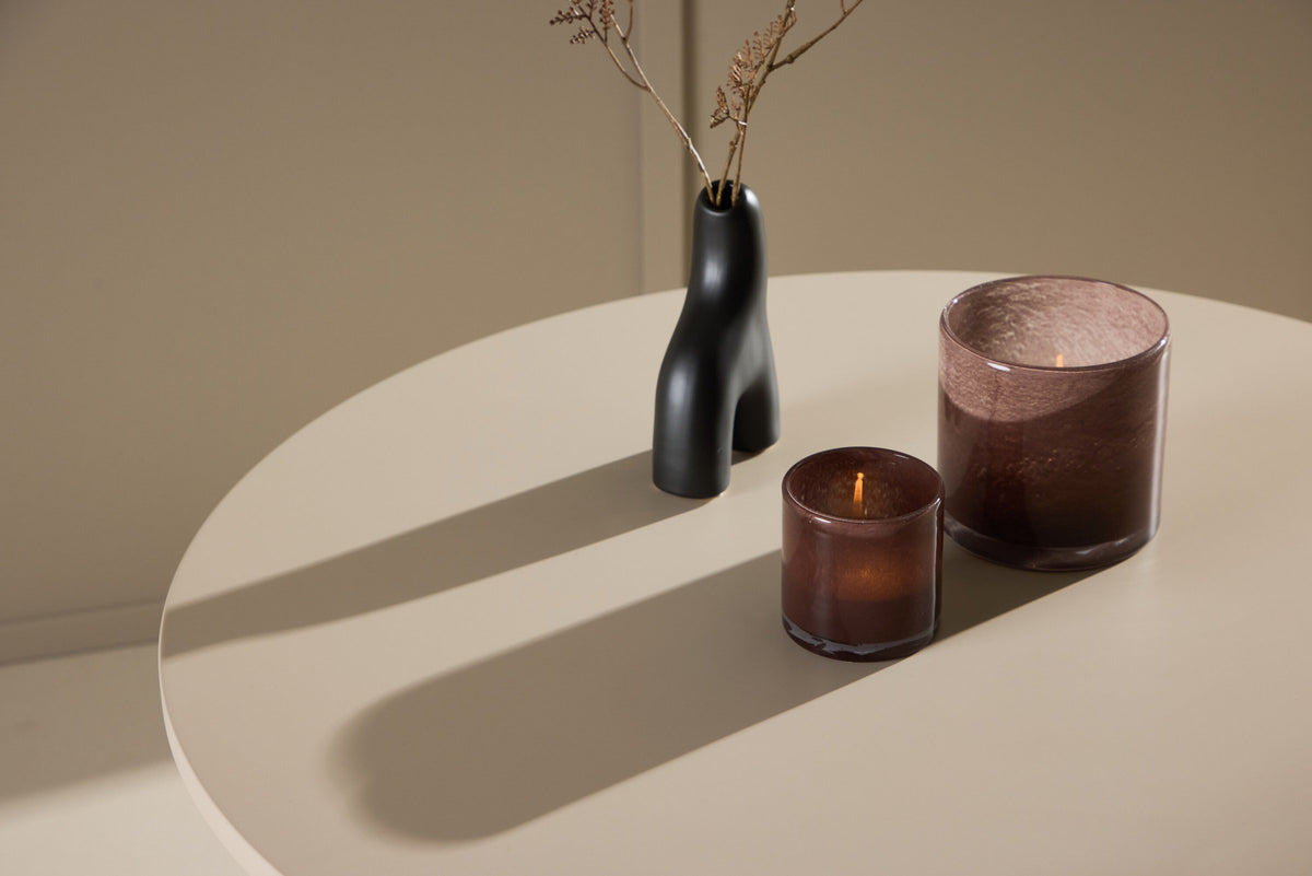 Olivia Coffee Tisch von Venture Home – Wohnbeispiel