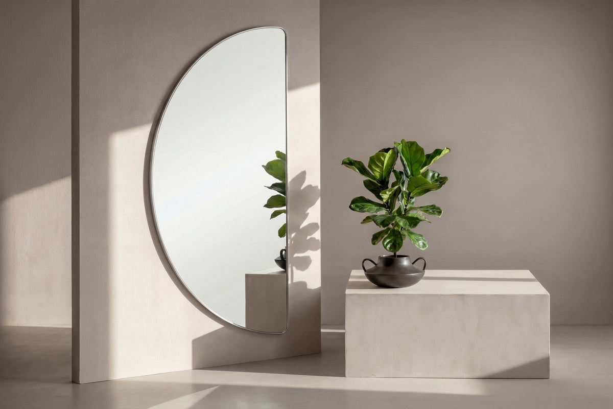 Mona Grosses Spiegel in Klar präsentiert im Onlineshop von KAQTU Design AG. Spiegel ist von Venture Home