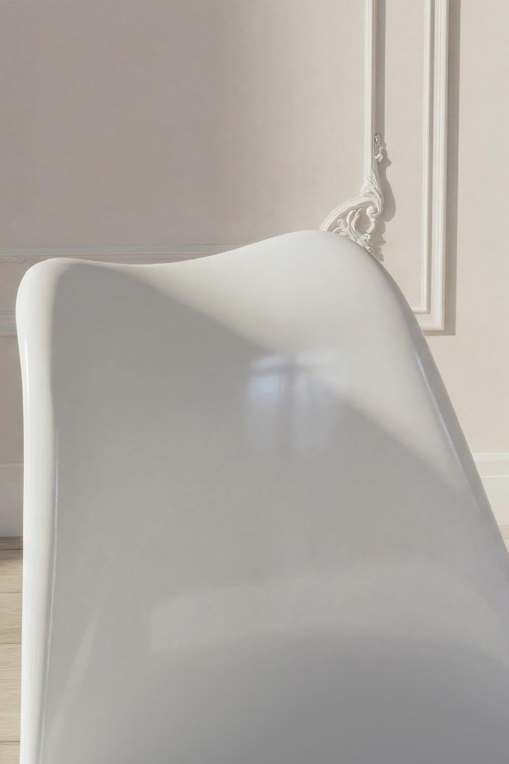 Hamden Esszimmerstuhl in Weiss präsentiert im Onlineshop von KAQTU Design AG. Gartenstuhl mit Armlehnen ist von Venture Home